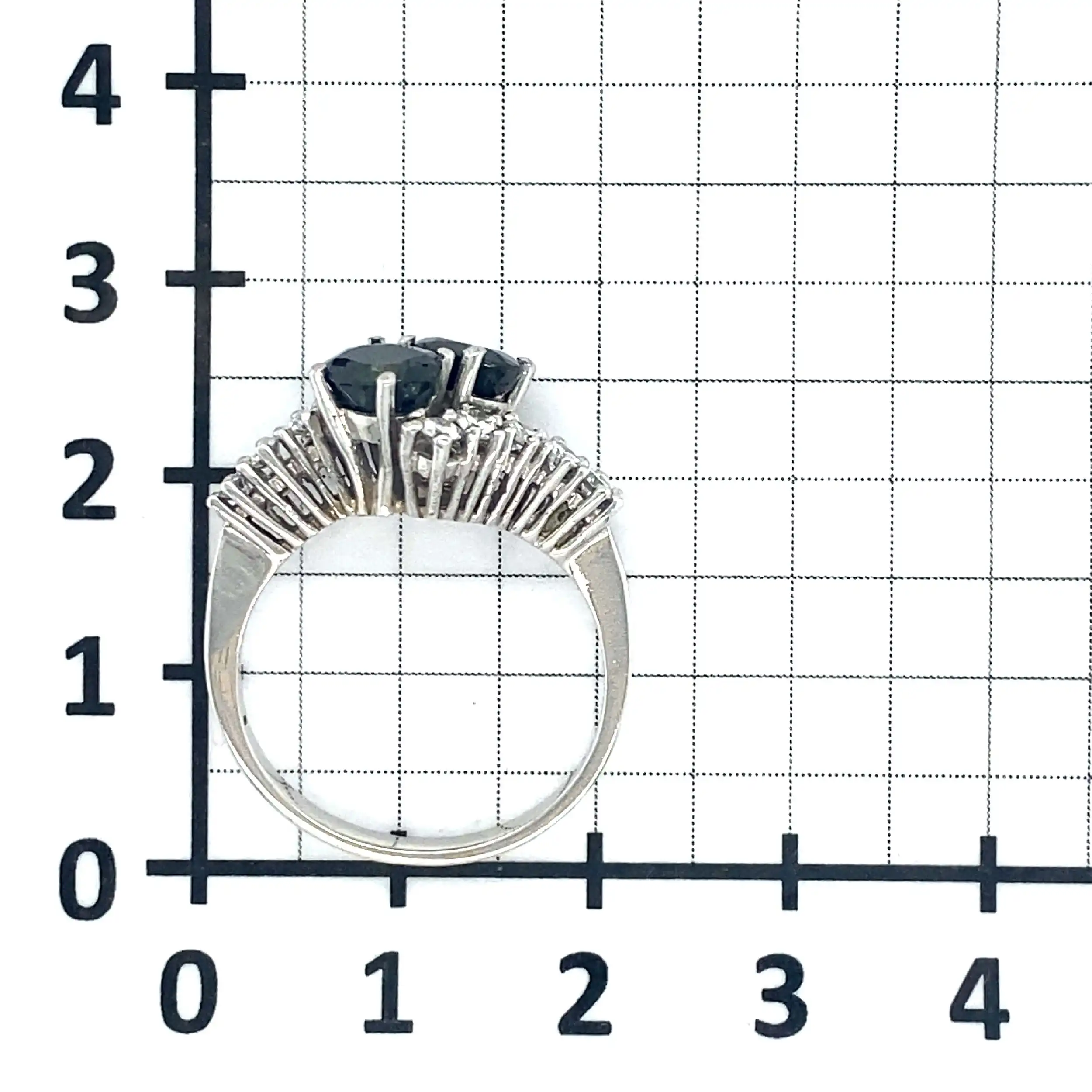 Ring Weißgold mit Saphiren und Brillanten Ring Weißgold mit Saphiren und Brillanten