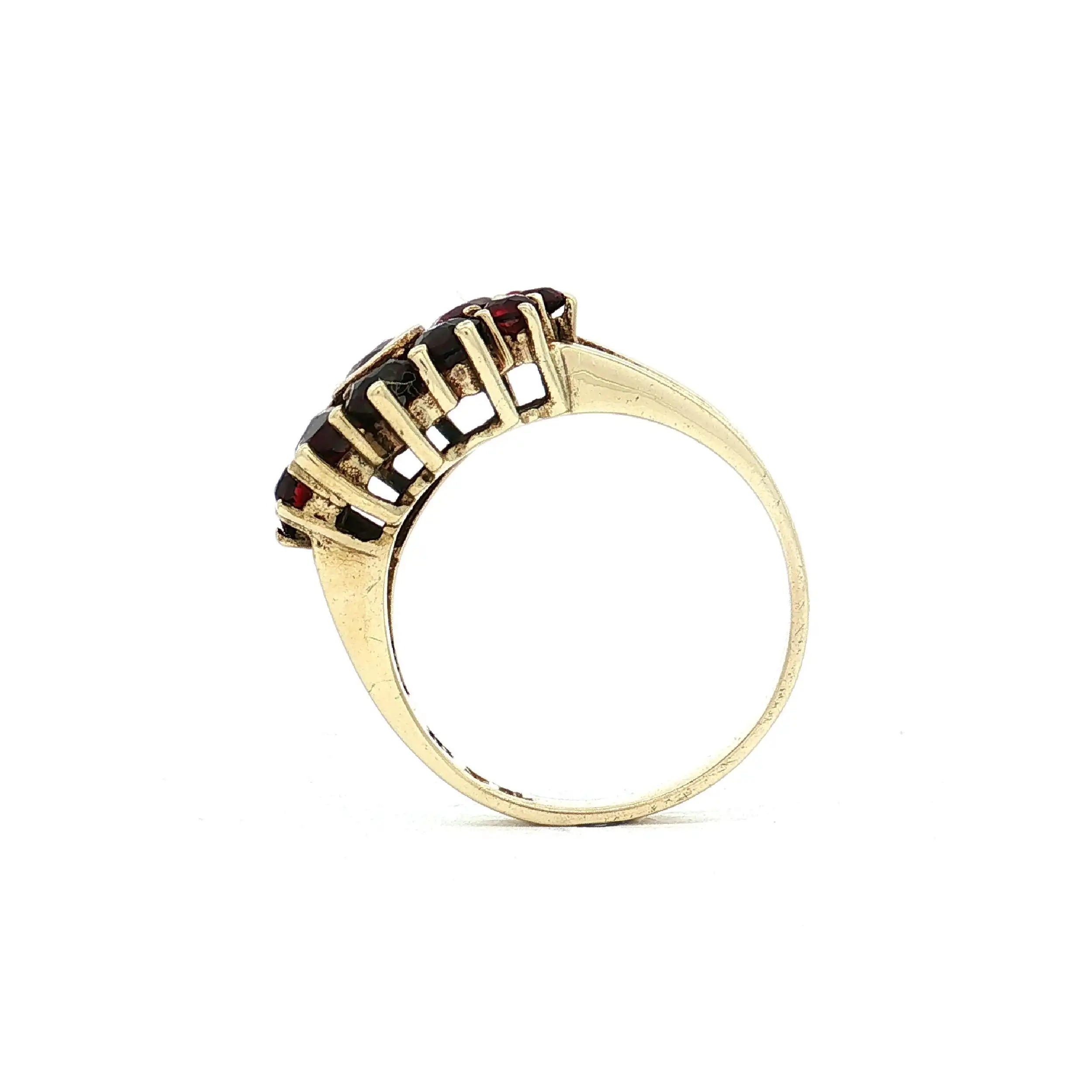 Ring Gelbgold mit Granat