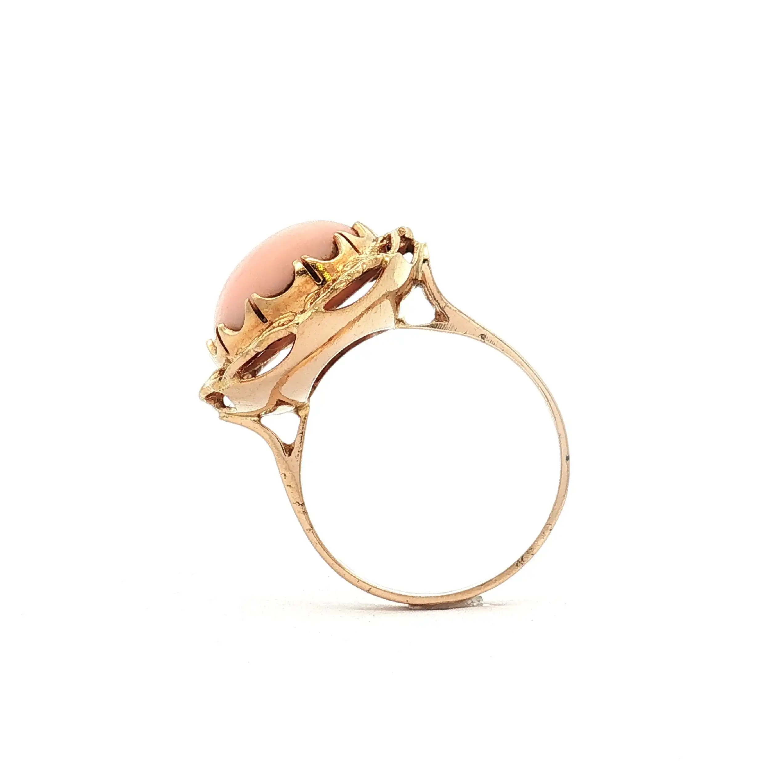 Ring Gelbgold mit Engelshautkoralle