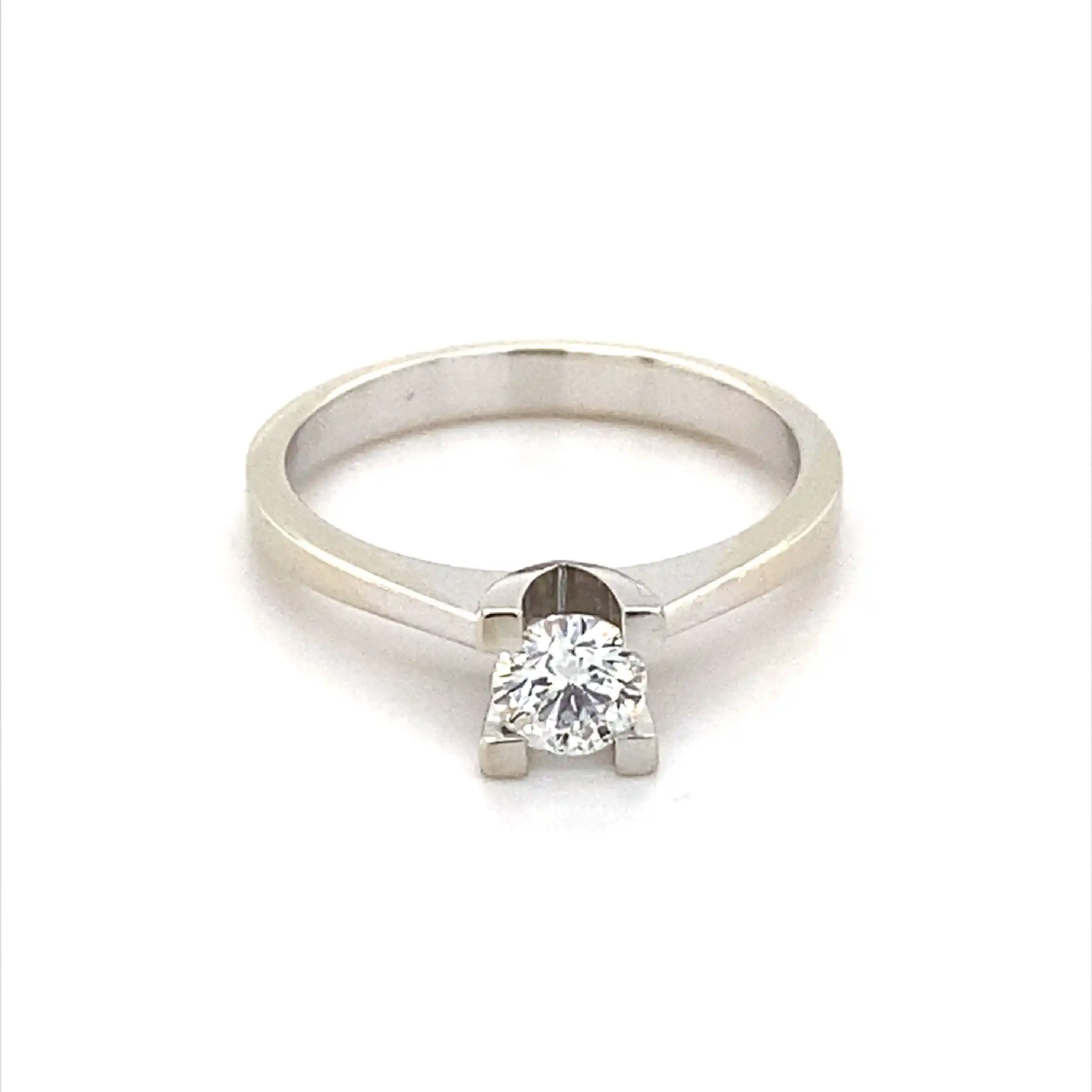 Ring Weißgold mit Brillant Ring Weißgold mit Brillant