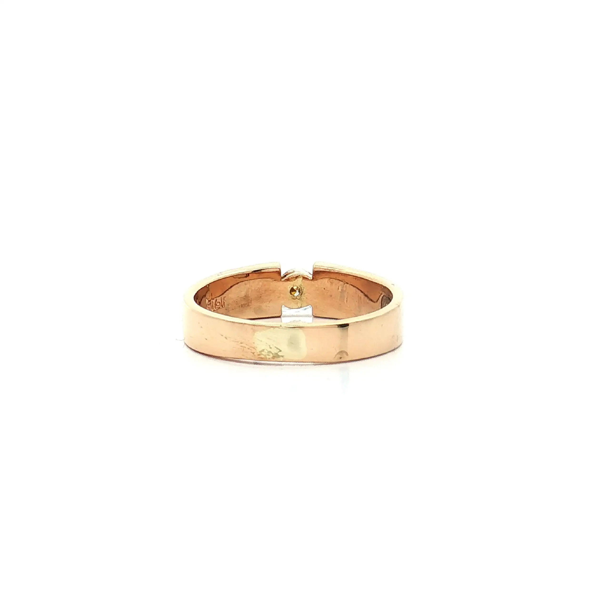 Ring Gelbgold Christ mit Brillant Solitär, graviert mit 0,20 ct Ring Gelbgold Christ mit Brillant Solitär, graviert mit 0,20 ct