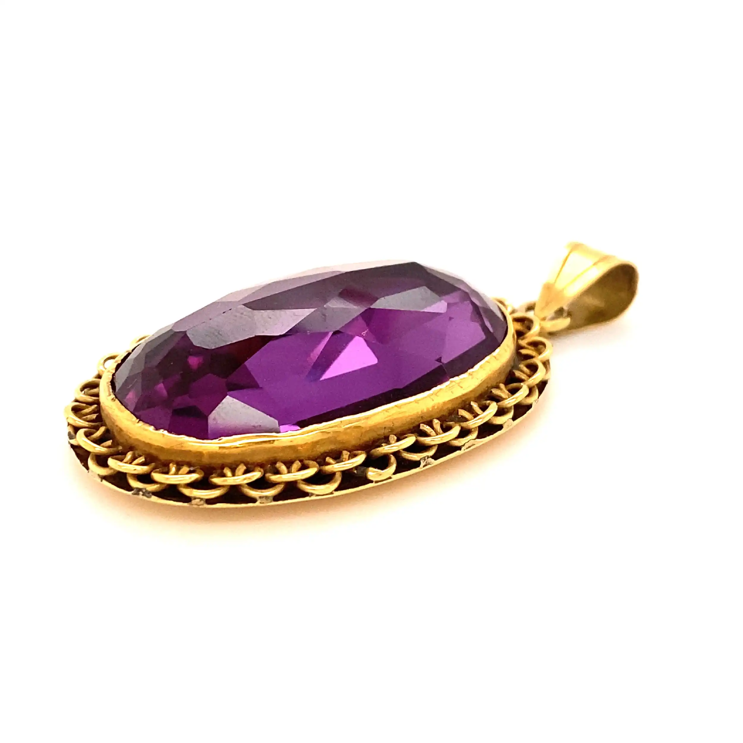 Anhänger Gelbgold mit synthetischem Amethyst Anhänger Gelbgold mit synthetischem Amethyst