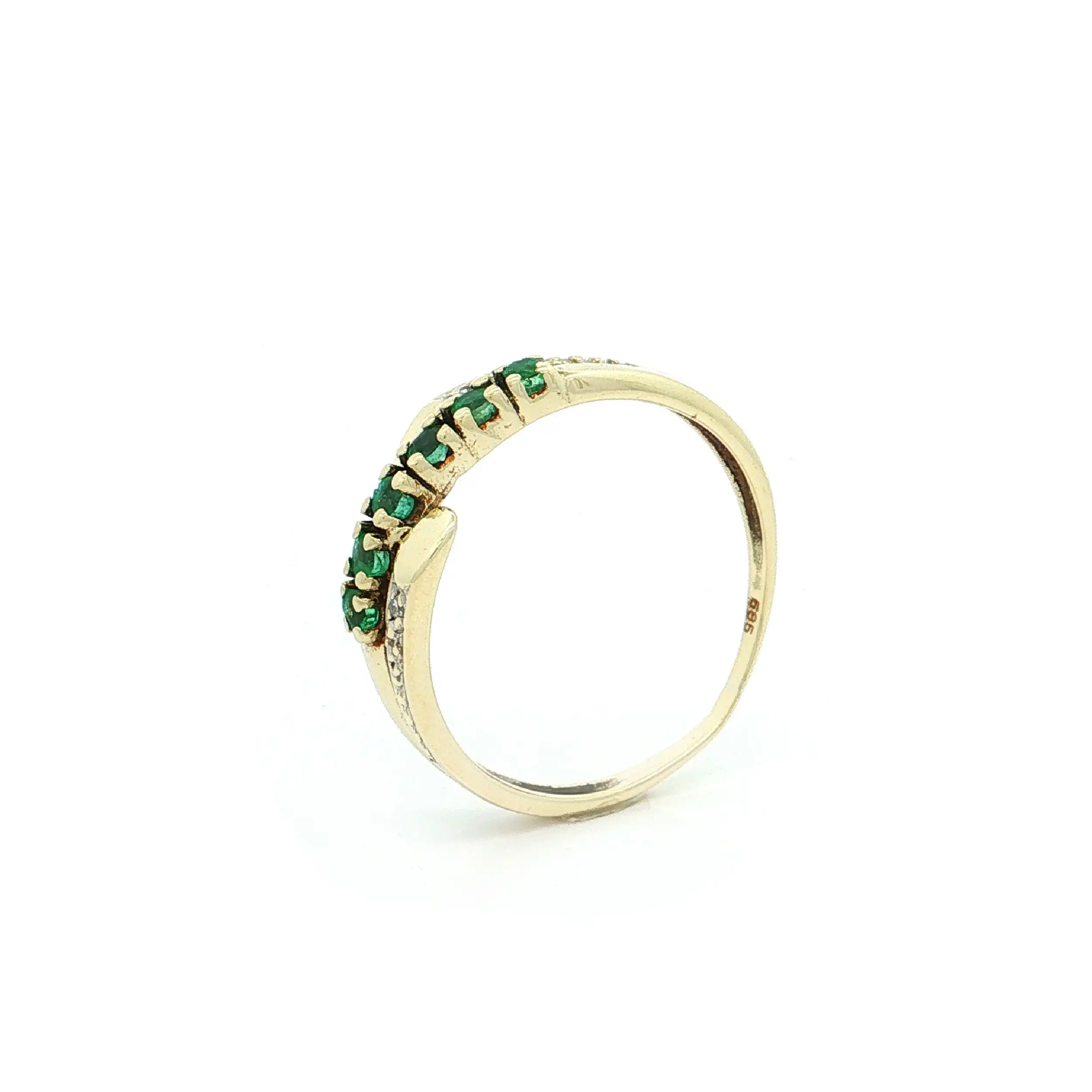 Ring Bicolor mit Smaragden und Diamanten Ring Bicolor mit Smaragden und Diamanten