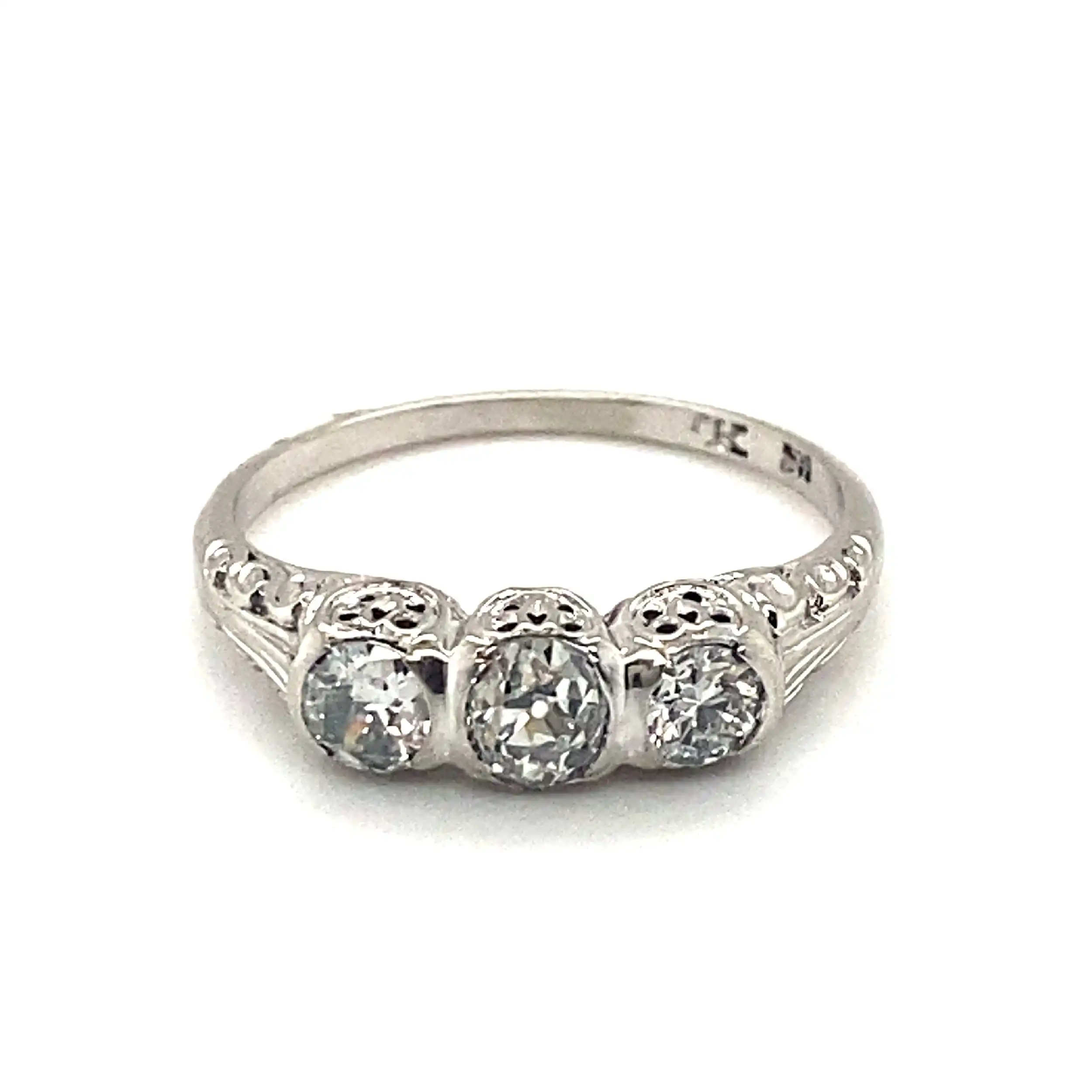 Ring Weißgold mit 3 Altschliff Diamanten Ring Weißgold mit 3 Altschliff Diamanten