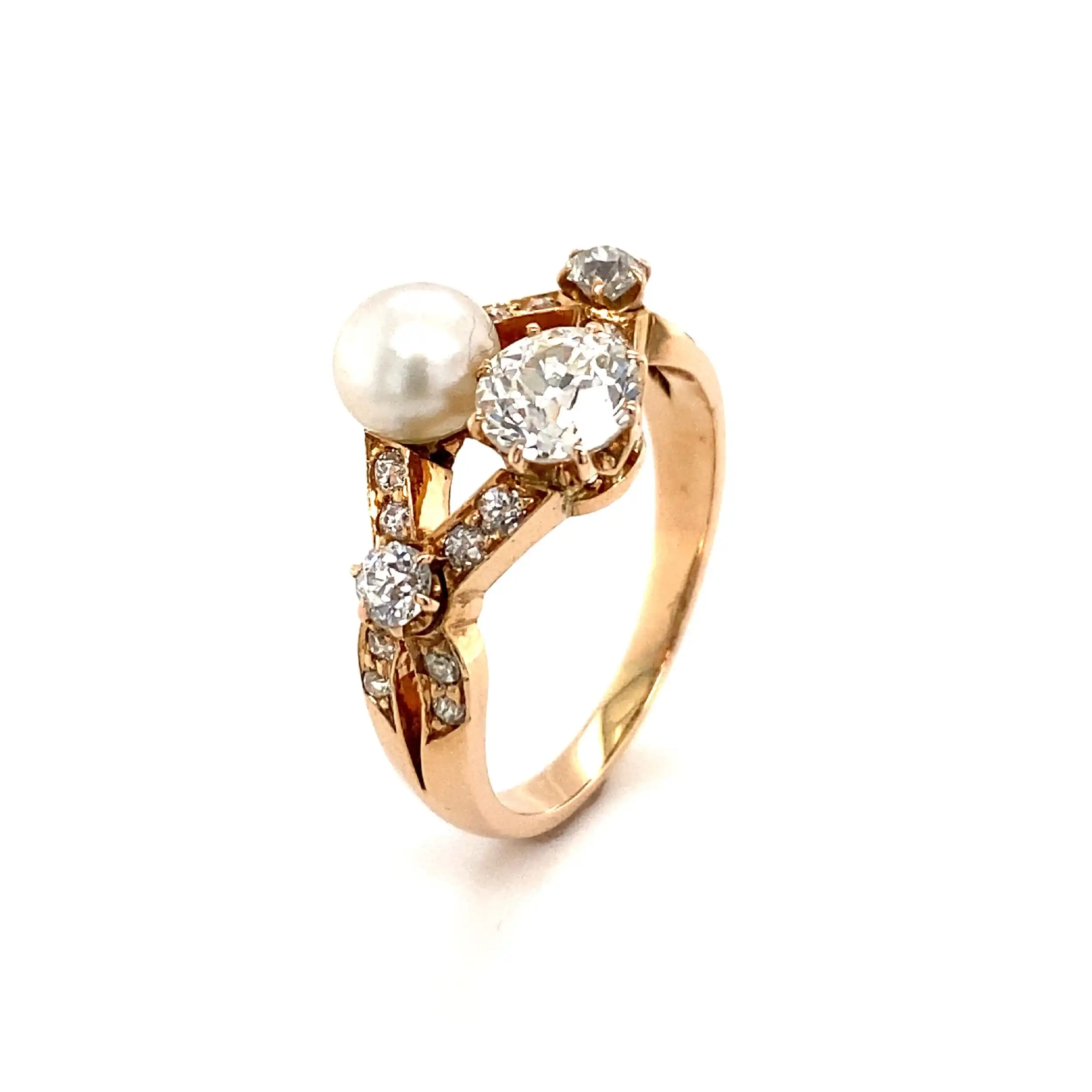 Ring Roségold mit Perle & Altschliff-Brillanten Ring Roségold mit Perle & Altschliff-Brillanten