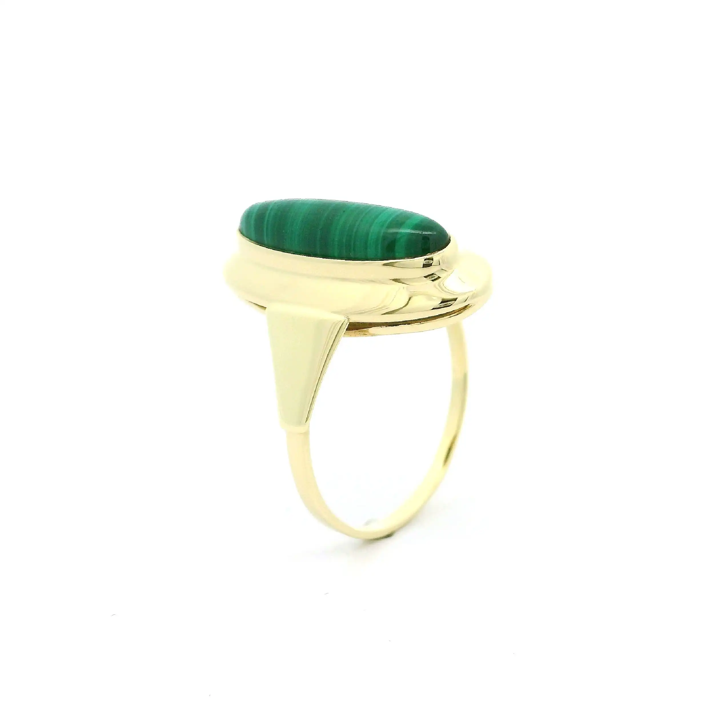 Ring Gelbgold mit Malachit Cabochon Ring Gelbgold mit Malachit Cabochon