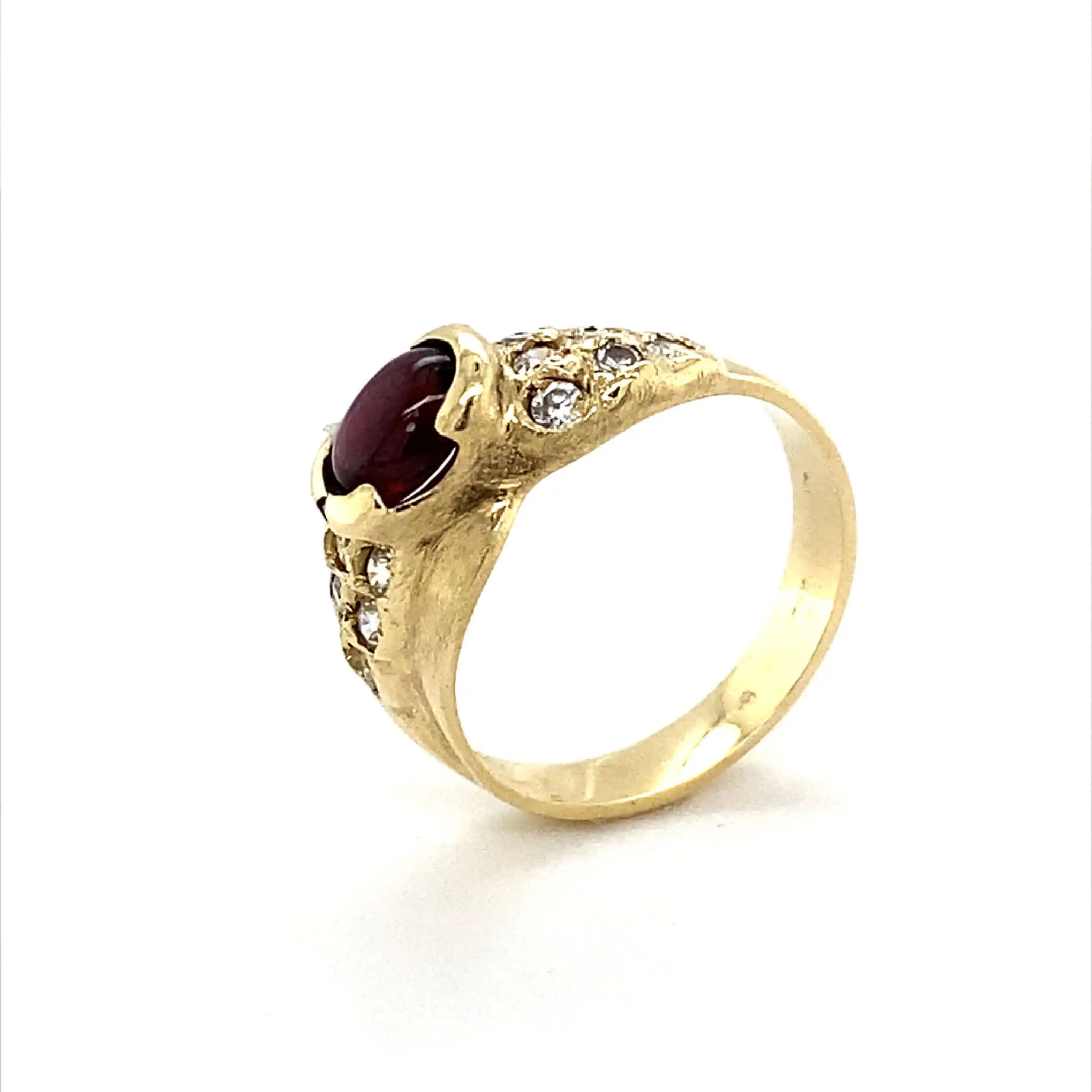 Ring Gelbgold mit rotem Farbstein und Zirkonia Ring Gelbgold mit rotem Farbstein und Zirkonia