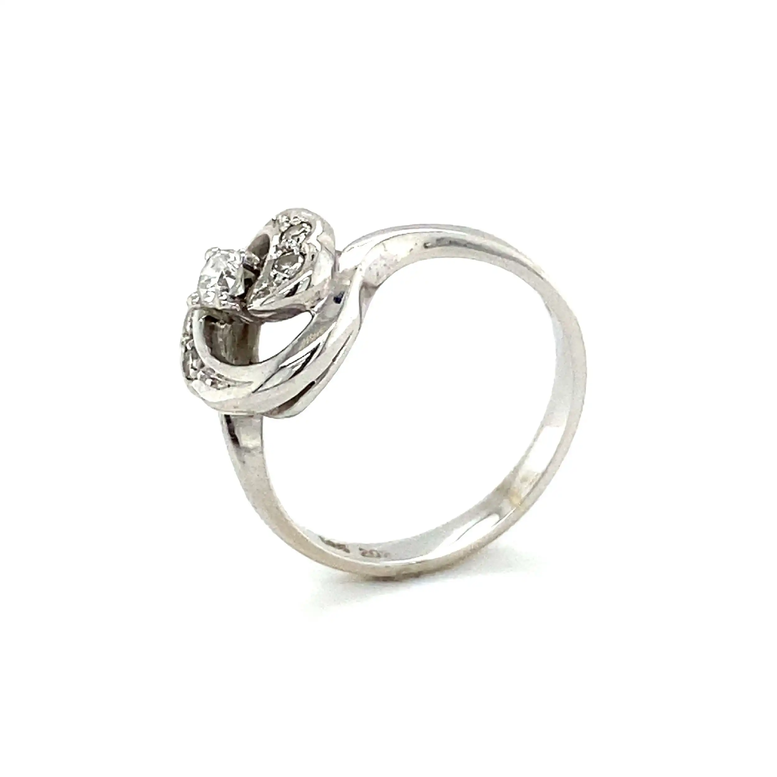 Ring Weißgold mit Brillant und Diamanten