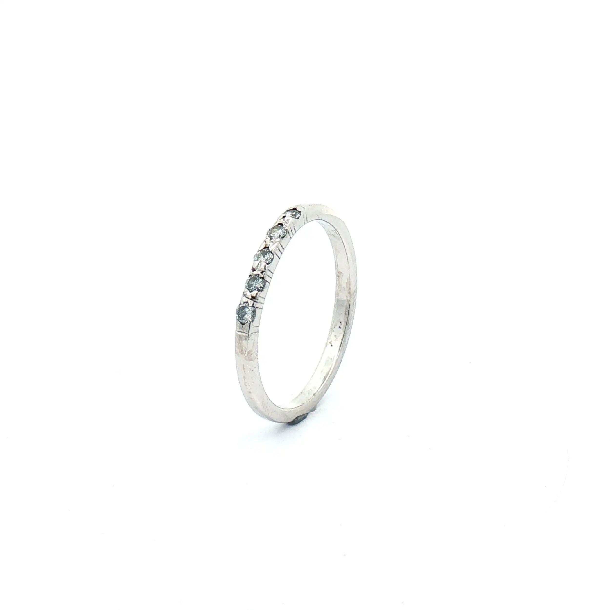 Ring Weißgold mit Brillanten Ring Weißgold mit Brillanten