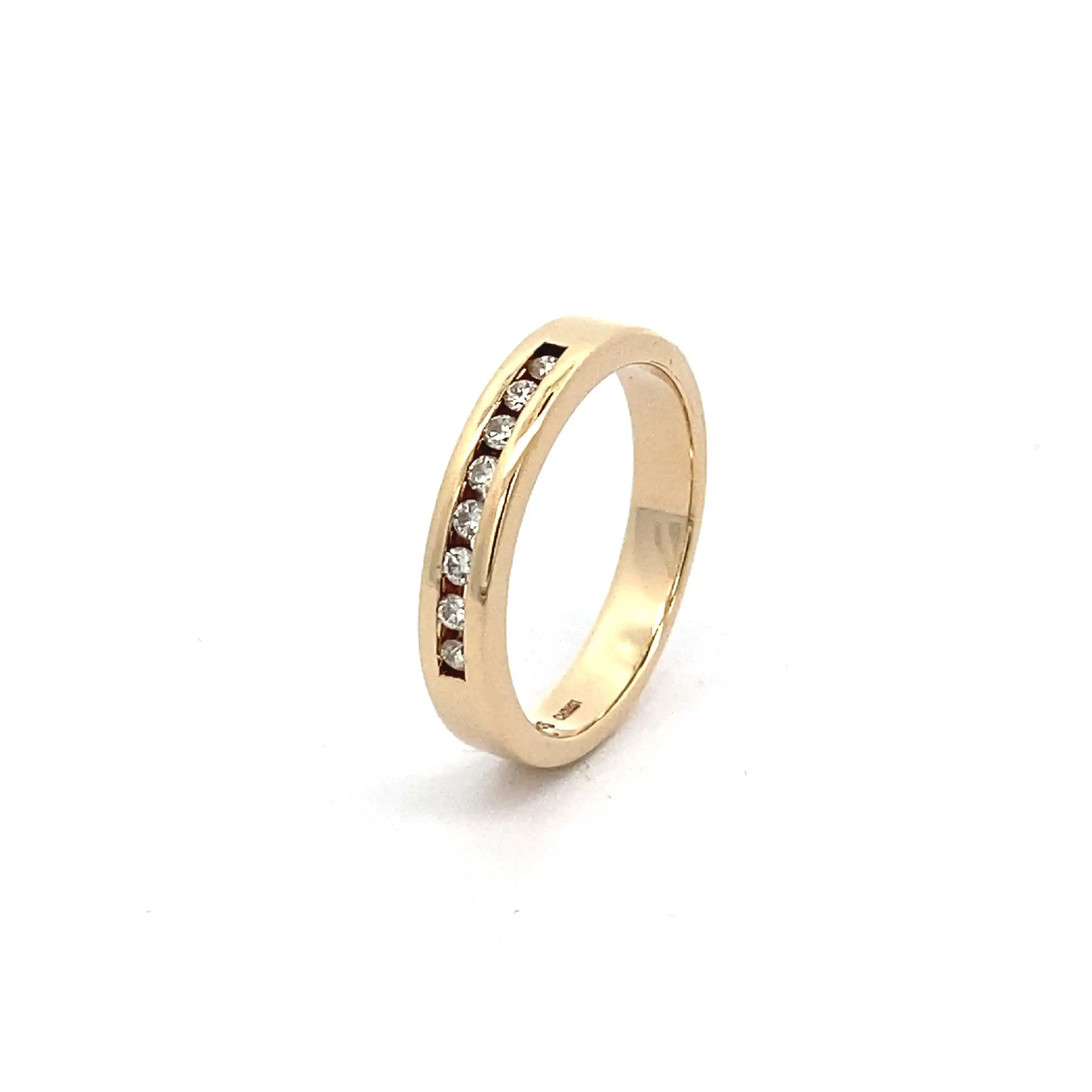 Ring Gelbgold mit Brillanten Ring Gelbgold mit Brillanten