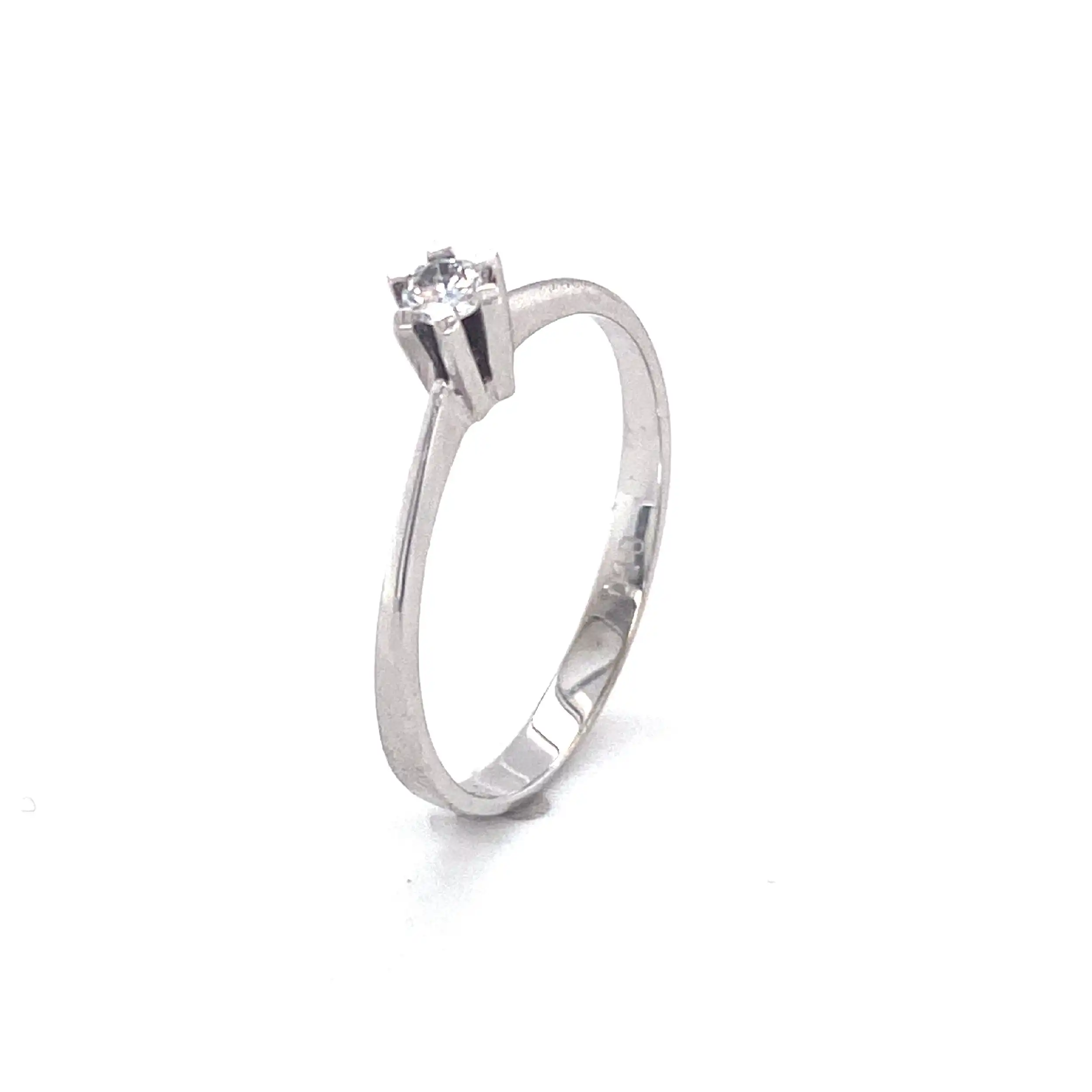 Ring Weißgold mit Brillant, graviert mit 0,10ct.