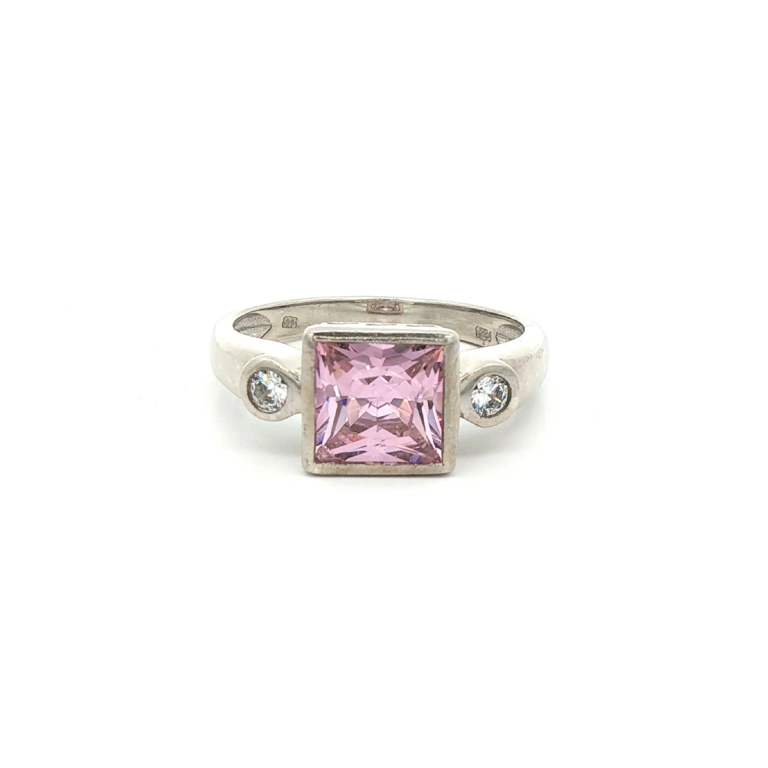 Ring Weißgold mit Zirkonia und Farbstein Ring Weißgold mit Zirkonia und Farbstein