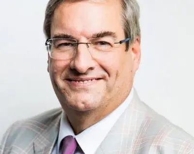 Auktionator Johannes Wallow