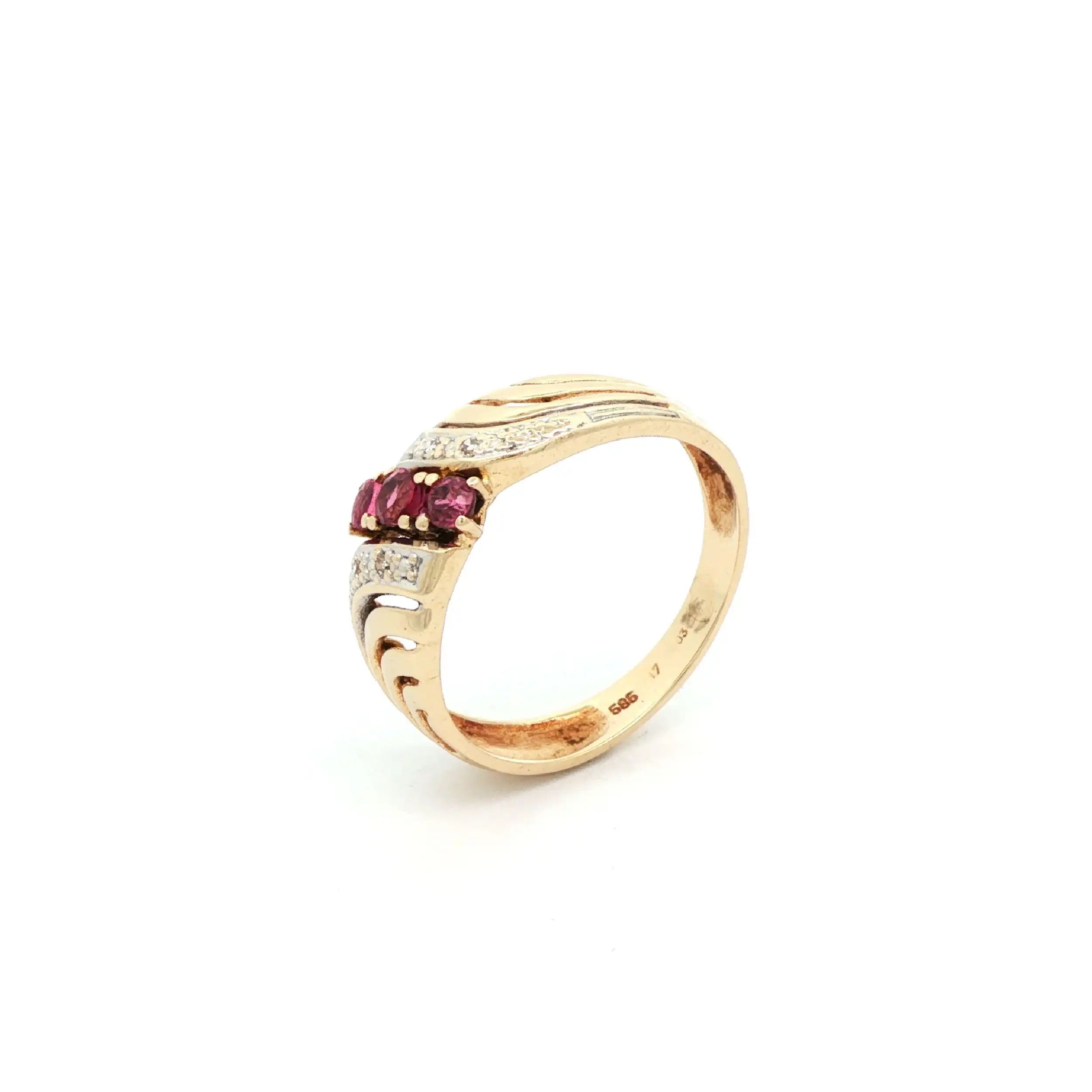 Ring Gelbgold mit roten Farbsteinen und Diamanten