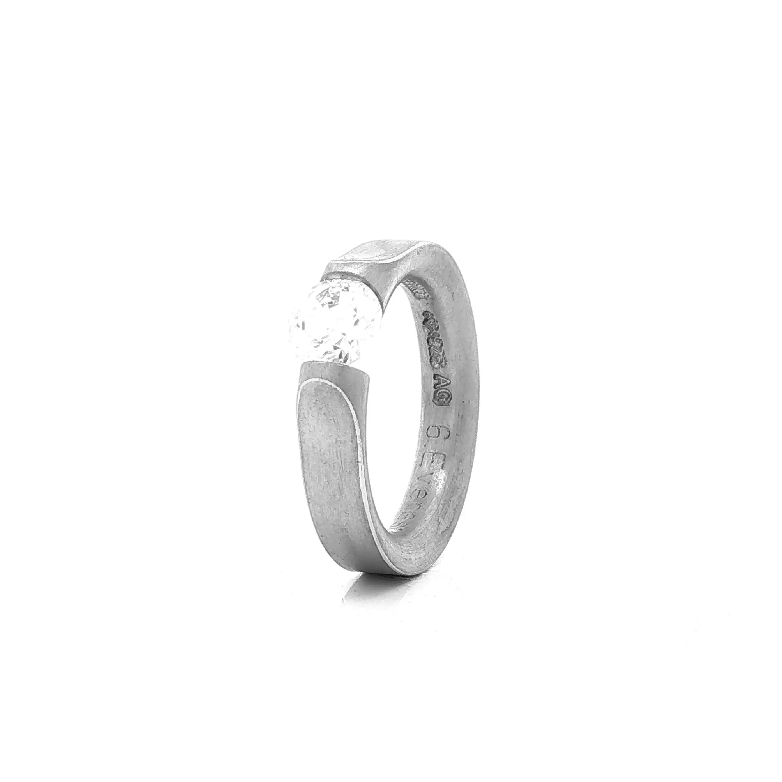 Spannring Silber Niessing "Musterring" Everest mit Zirkonia Spannring Silber Niessing "Musterring" Everest mit Zirkonia