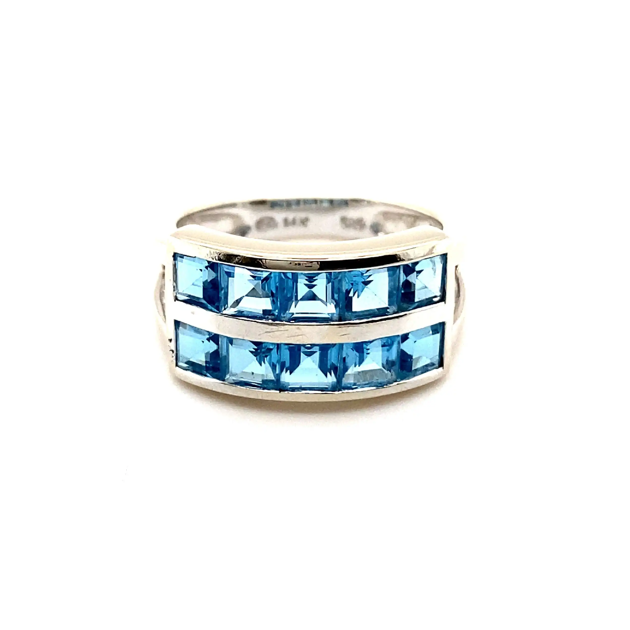 Ring Weißgold mit blauen Farbsteinen