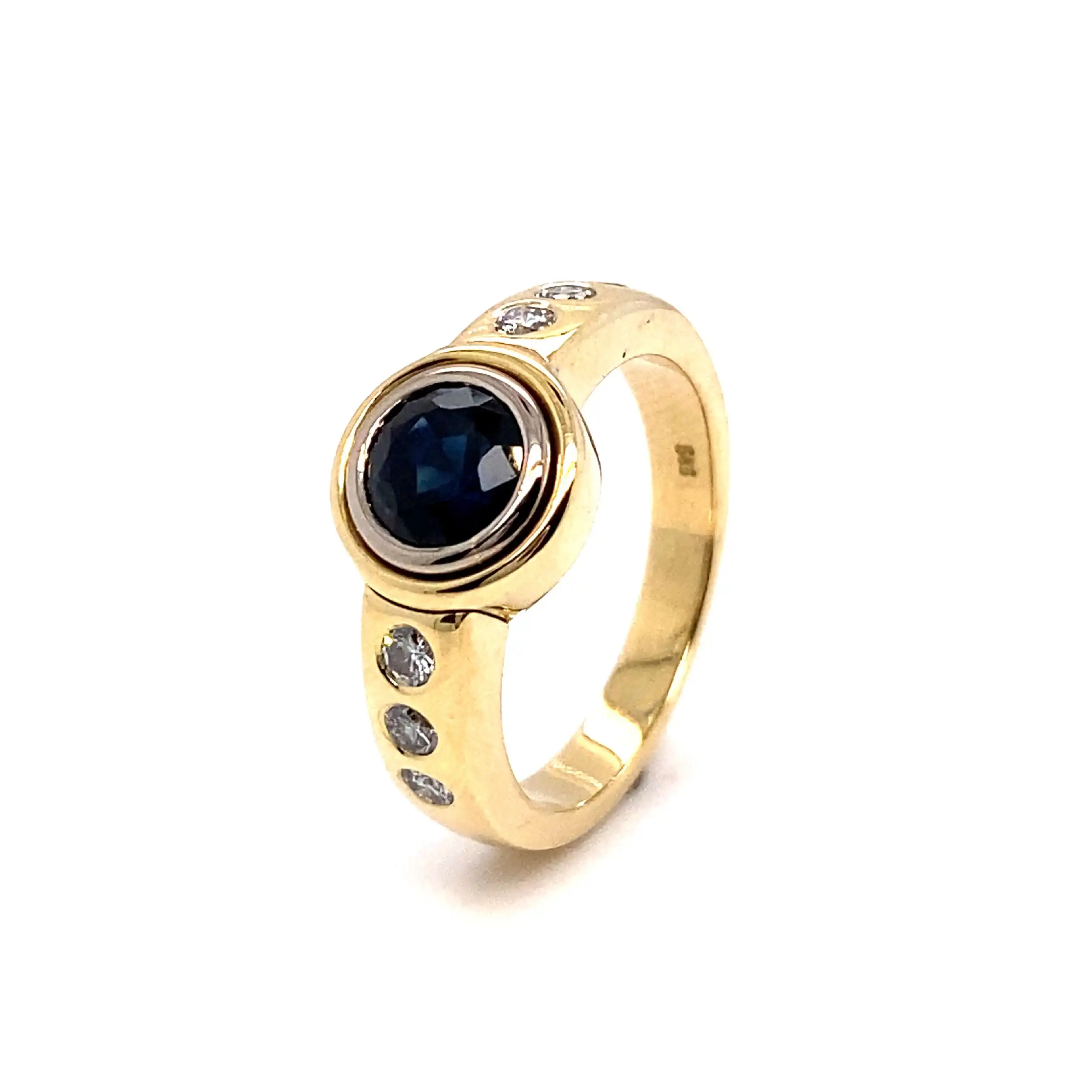 Ring mit 6 Brillanten und Saphire Ring mit 6 Brillanten und Saphire