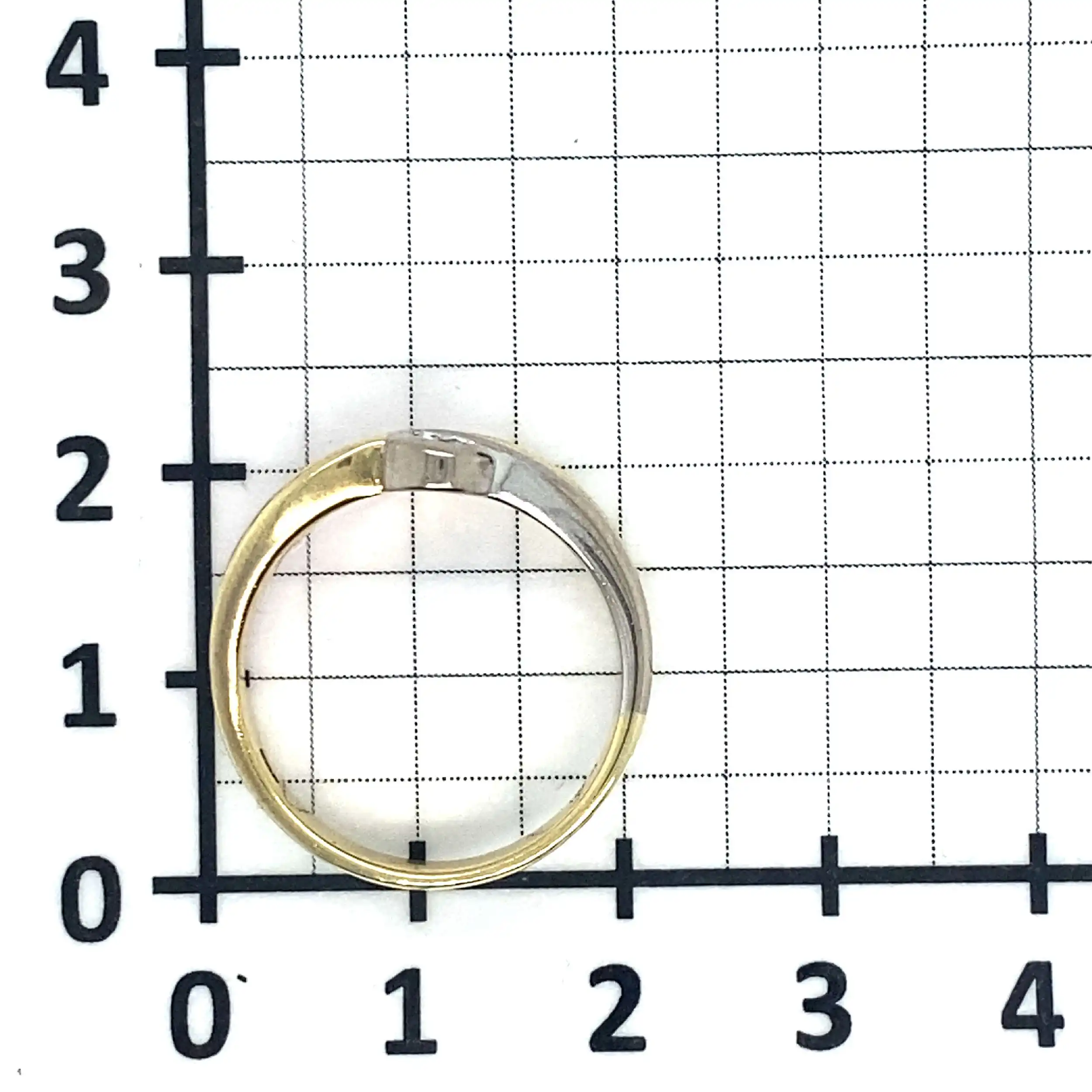 Ring Tricolor mit Brillant, graviert mit 0,12ct Ring Tricolor mit Brillant, graviert mit 0,12ct