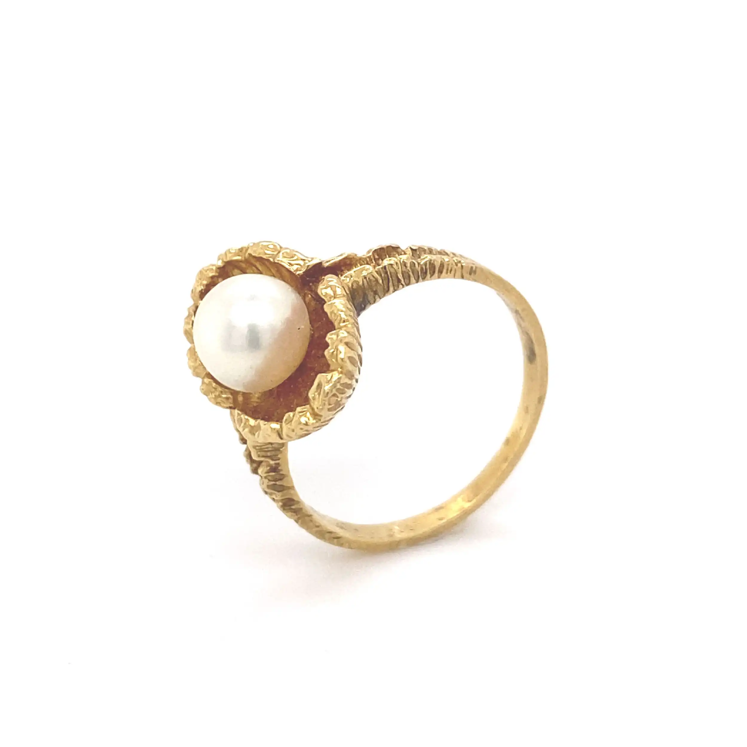Ring Gelbgold mit Perle Ring Gelbgold mit Perle