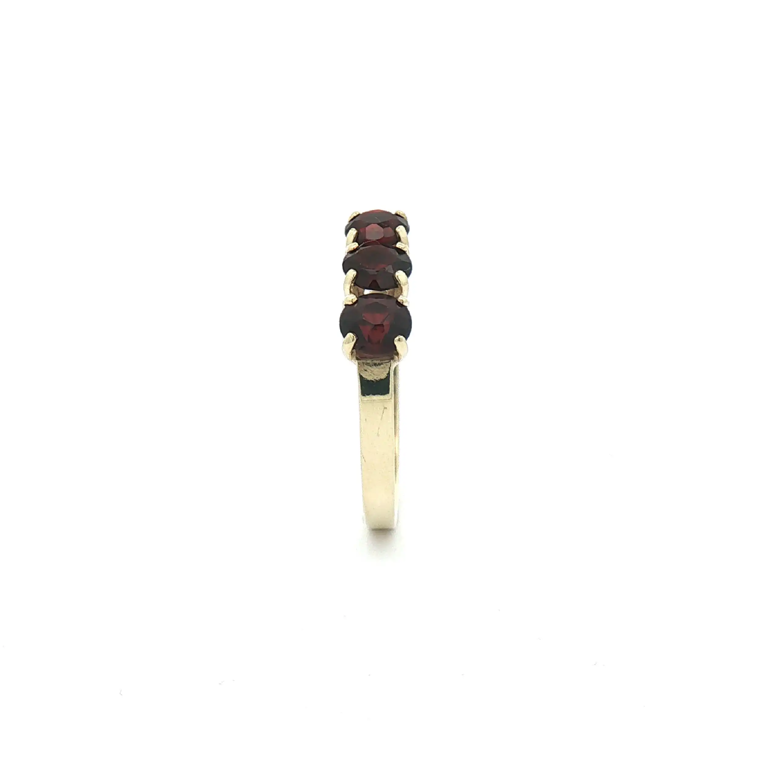 Ring Gelbgold mit Granat Ring Gelbgold mit Granat