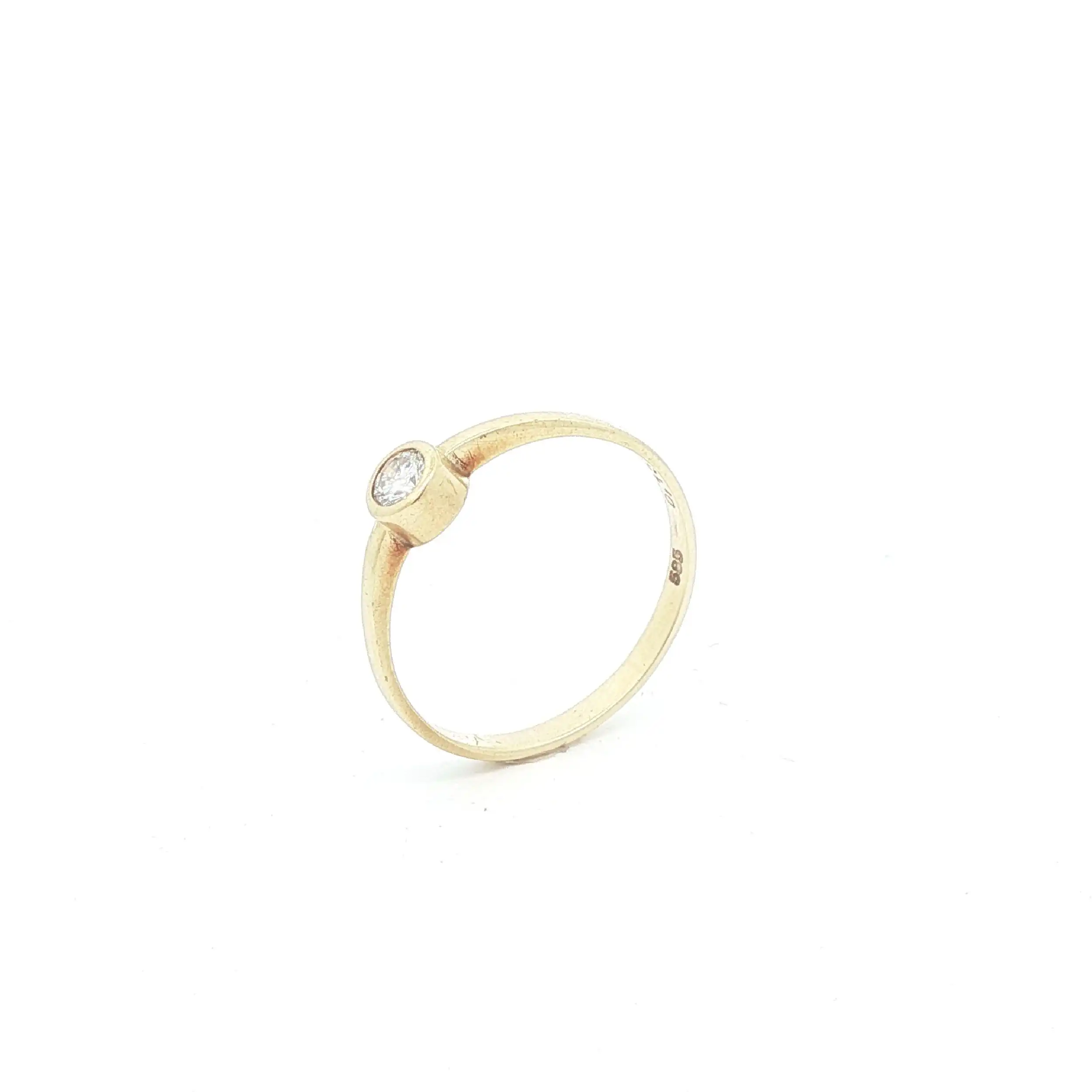 Ring Gelbgold mit Brillant graviert mit 0,15ct
