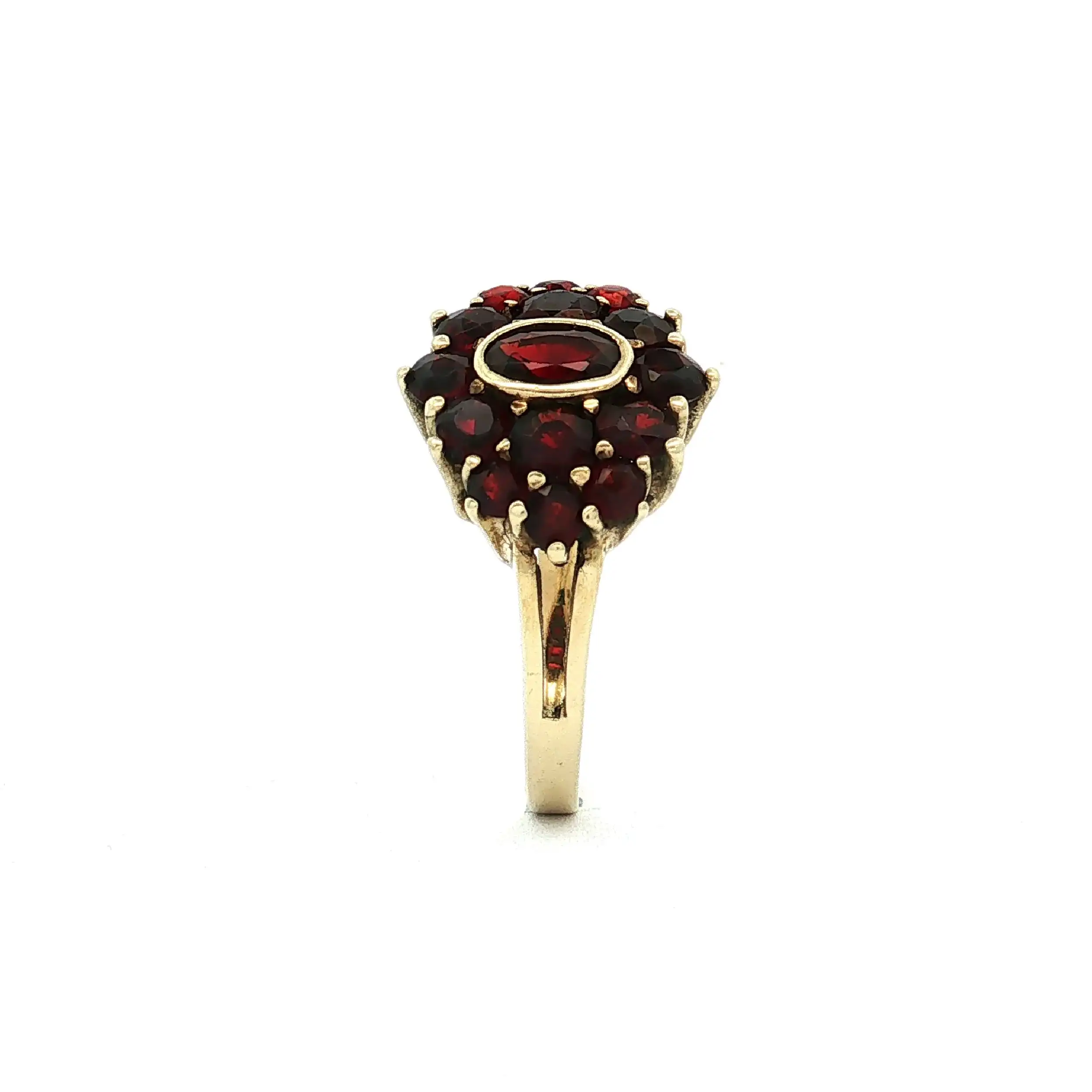 Ring Gelbgold mit Granat