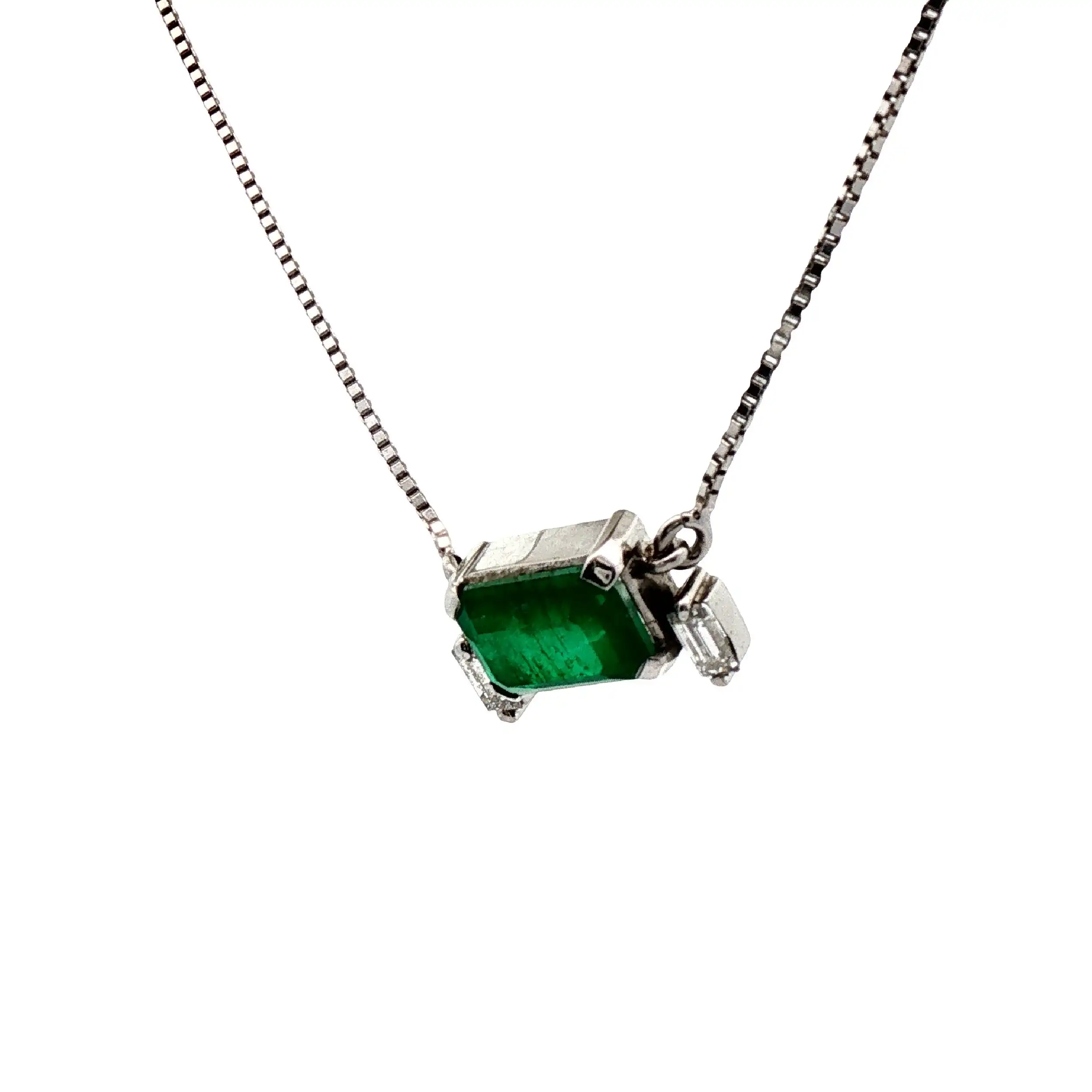 Collier Weißgold mit Smaragd und Baguette Diamanten