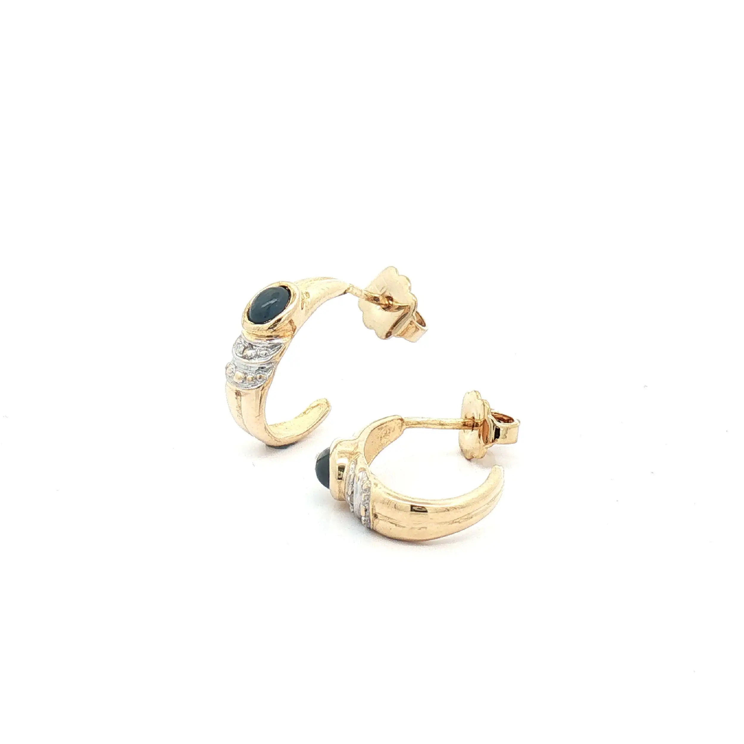 Ohrringe Bicolor mit Saphir Cabochon und Diamanten