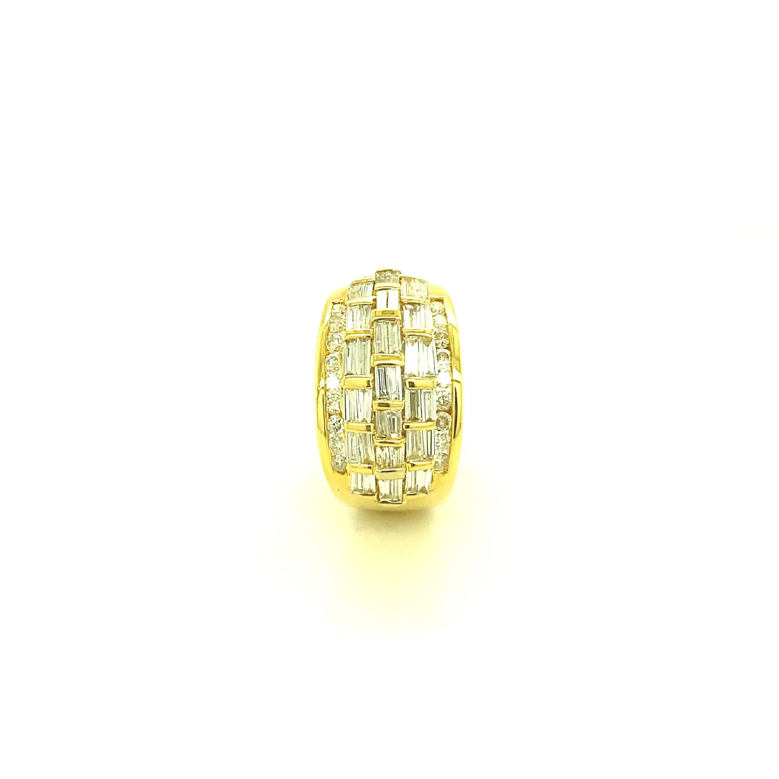 Ring Gelbgold mit Brillanten und Baguette Diamanten Ring Gelbgold mit Brillanten und Baguette Diamanten