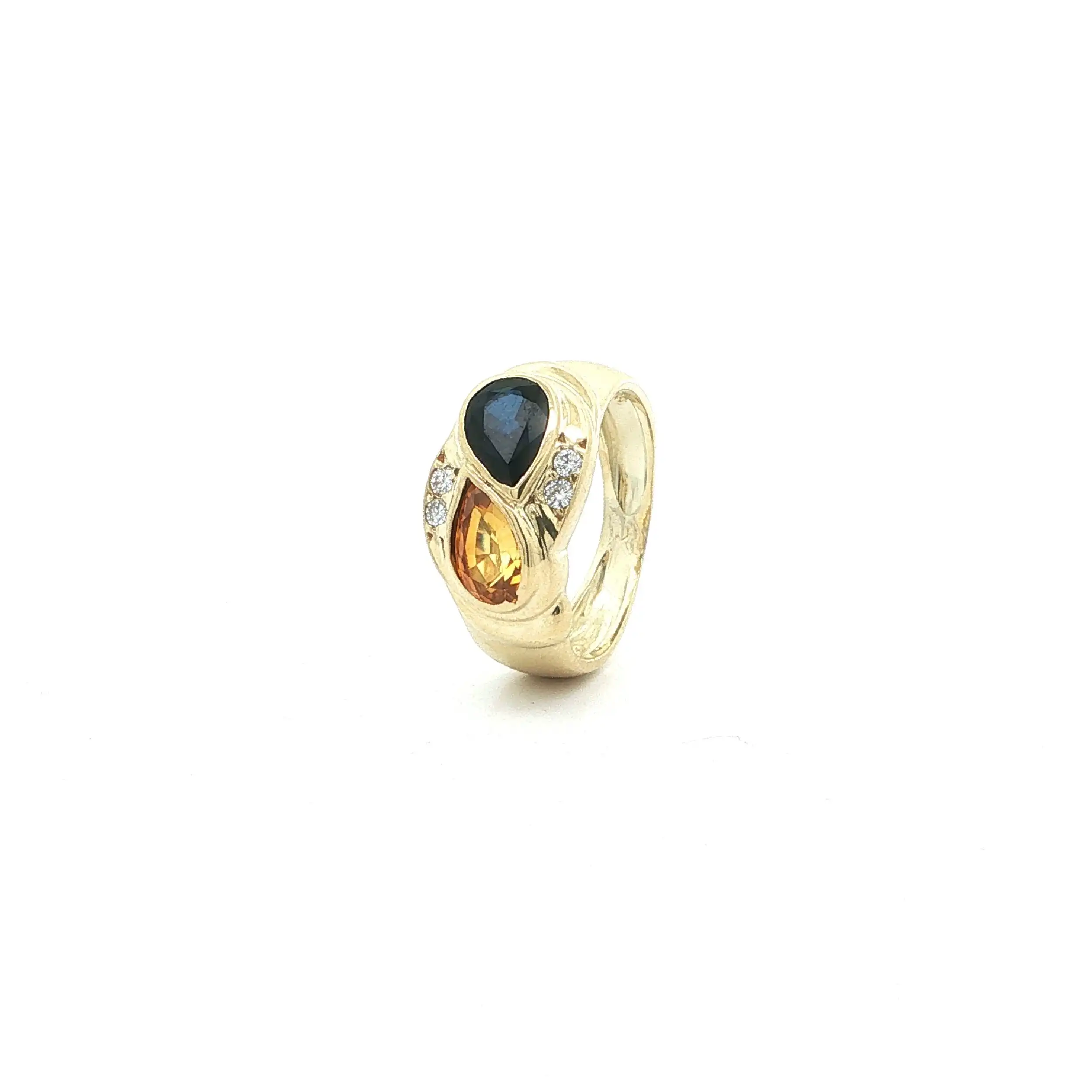 Ring Gelbgold mit Saphiren & Brillanten Ring Gelbgold mit Saphiren & Brillanten