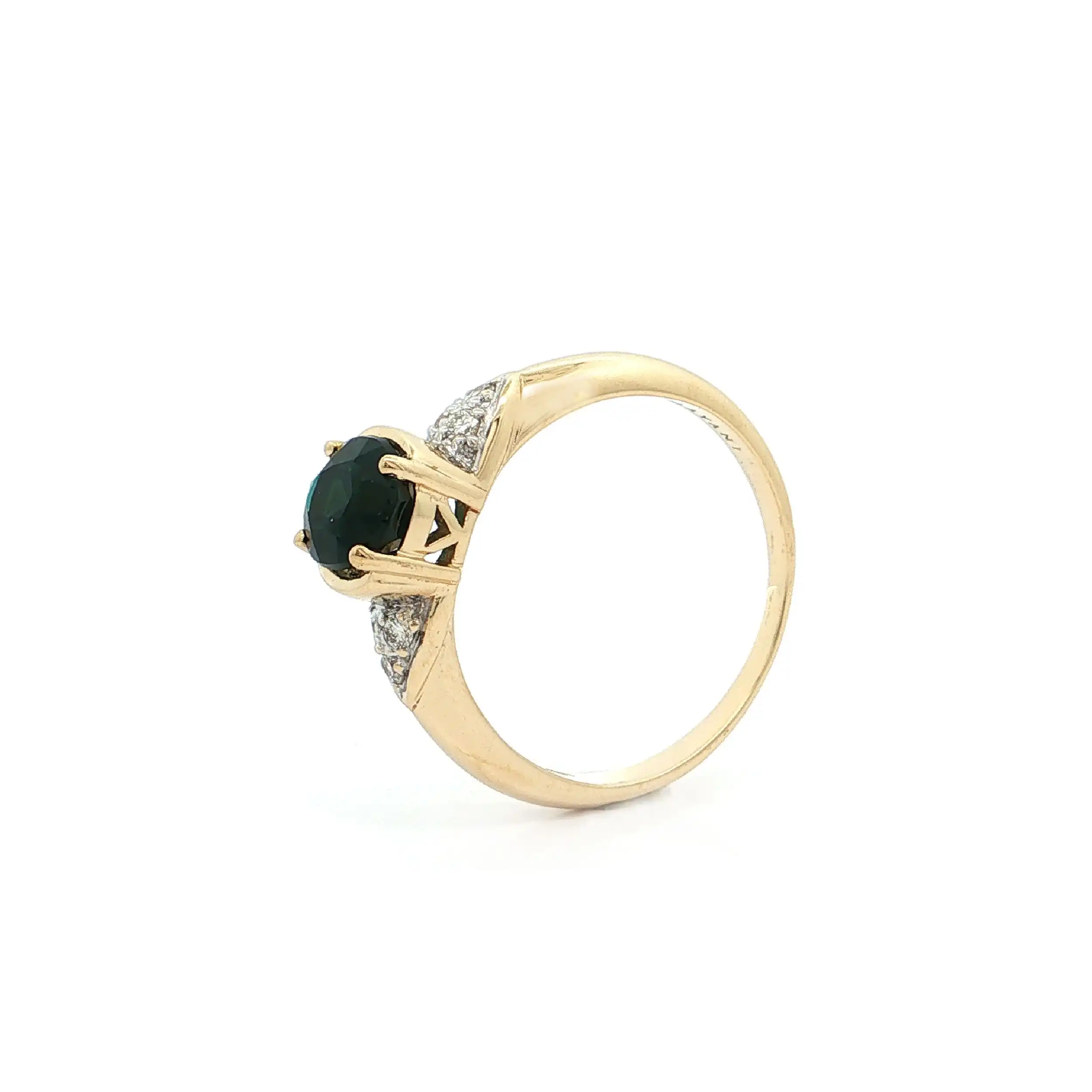 Ring Bicolor mit Turmalin und Brillanten mit Amayani Expertise