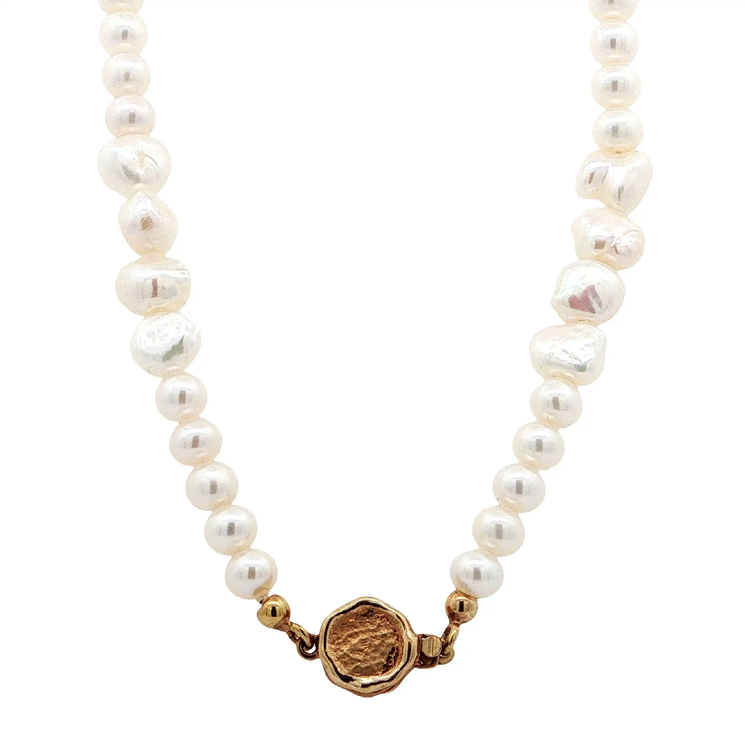 Perlenkette mit Goldschließe