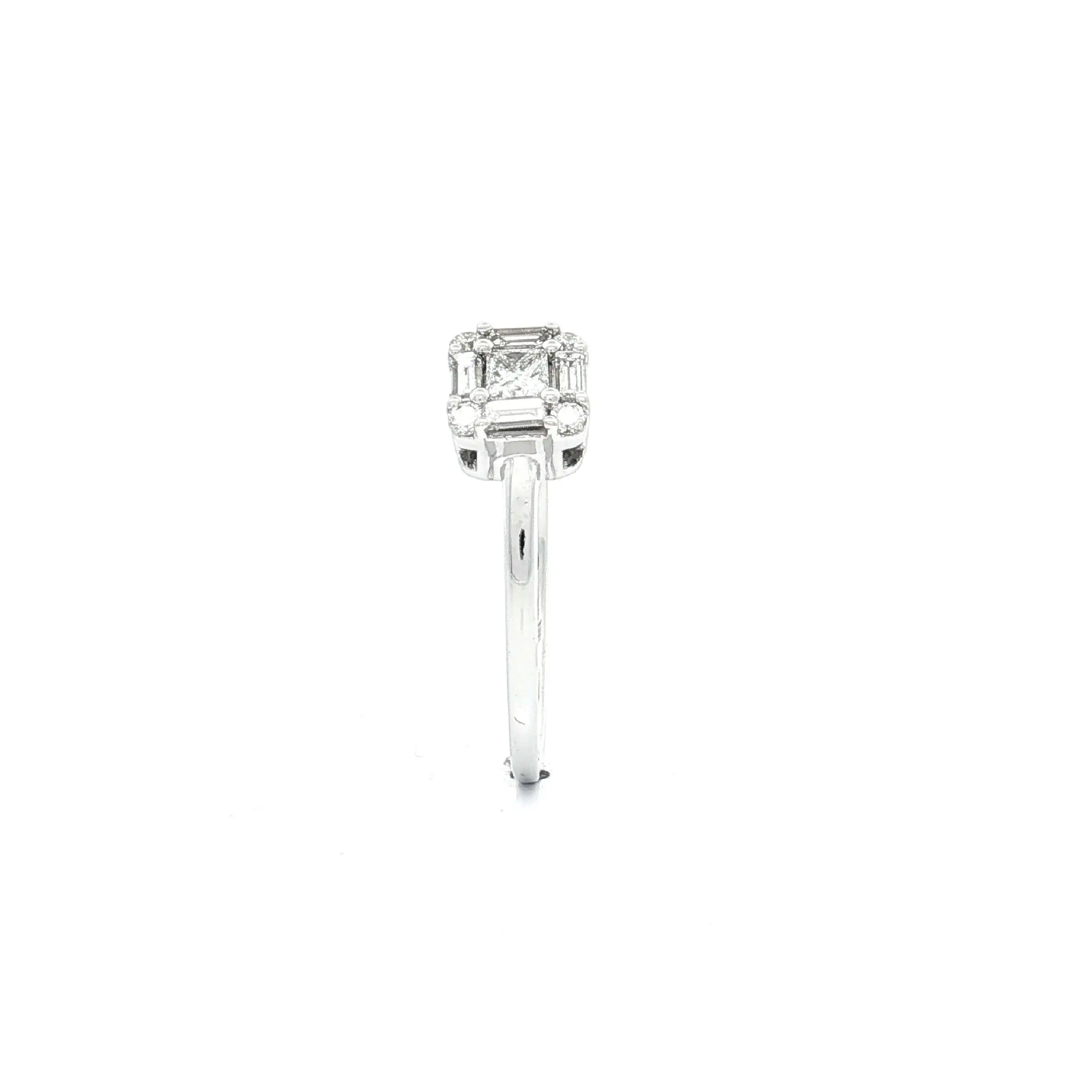 Ring Weißgold mit Brillanten und Diamanten Ring Weißgold mit Brillanten und Diamanten