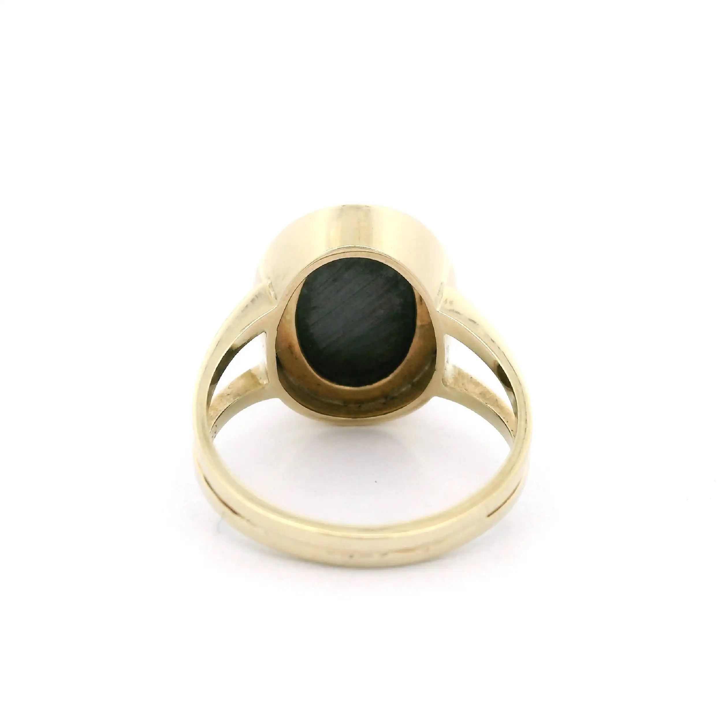 Ring Gelbgold mit Cabochon Ring Gelbgold mit Cabochon