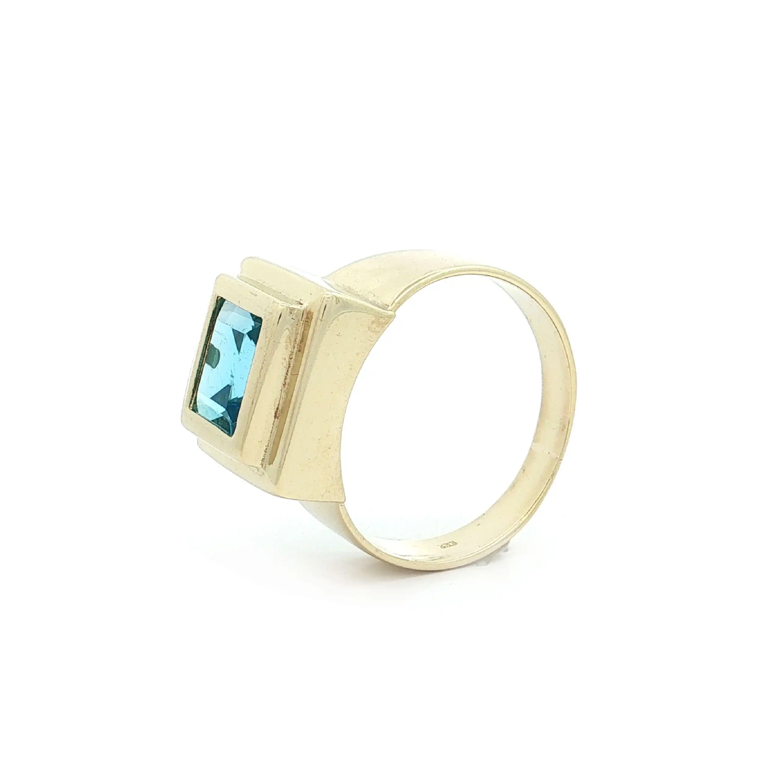 Ring Gelbgold mit Blautopas Ring Gelbgold mit Blautopas