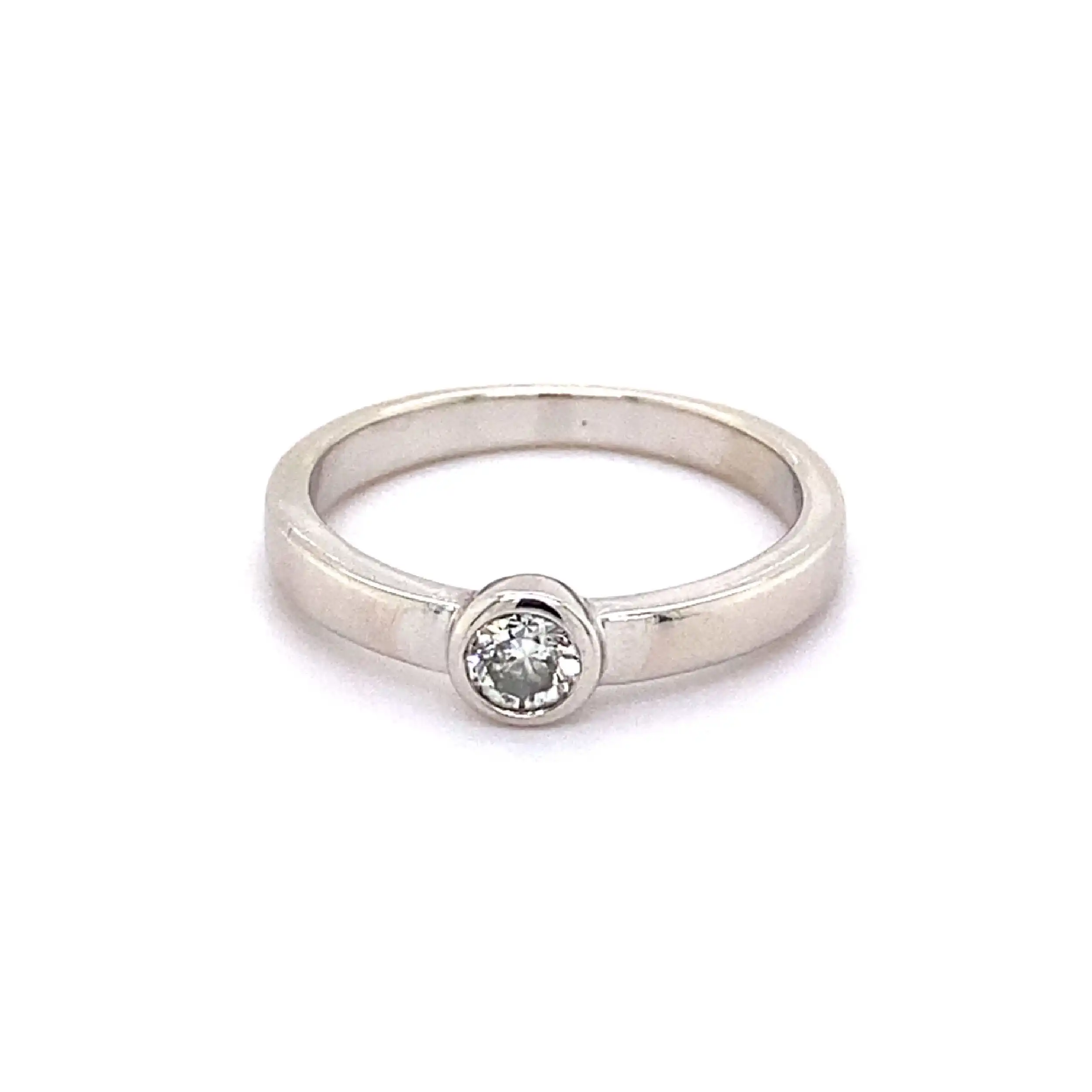 Ring Weißgold mit Solitär Brillant, graviert mit 0,20ct Ring Weißgold mit Solitär Brillant, graviert mit 0,20ct