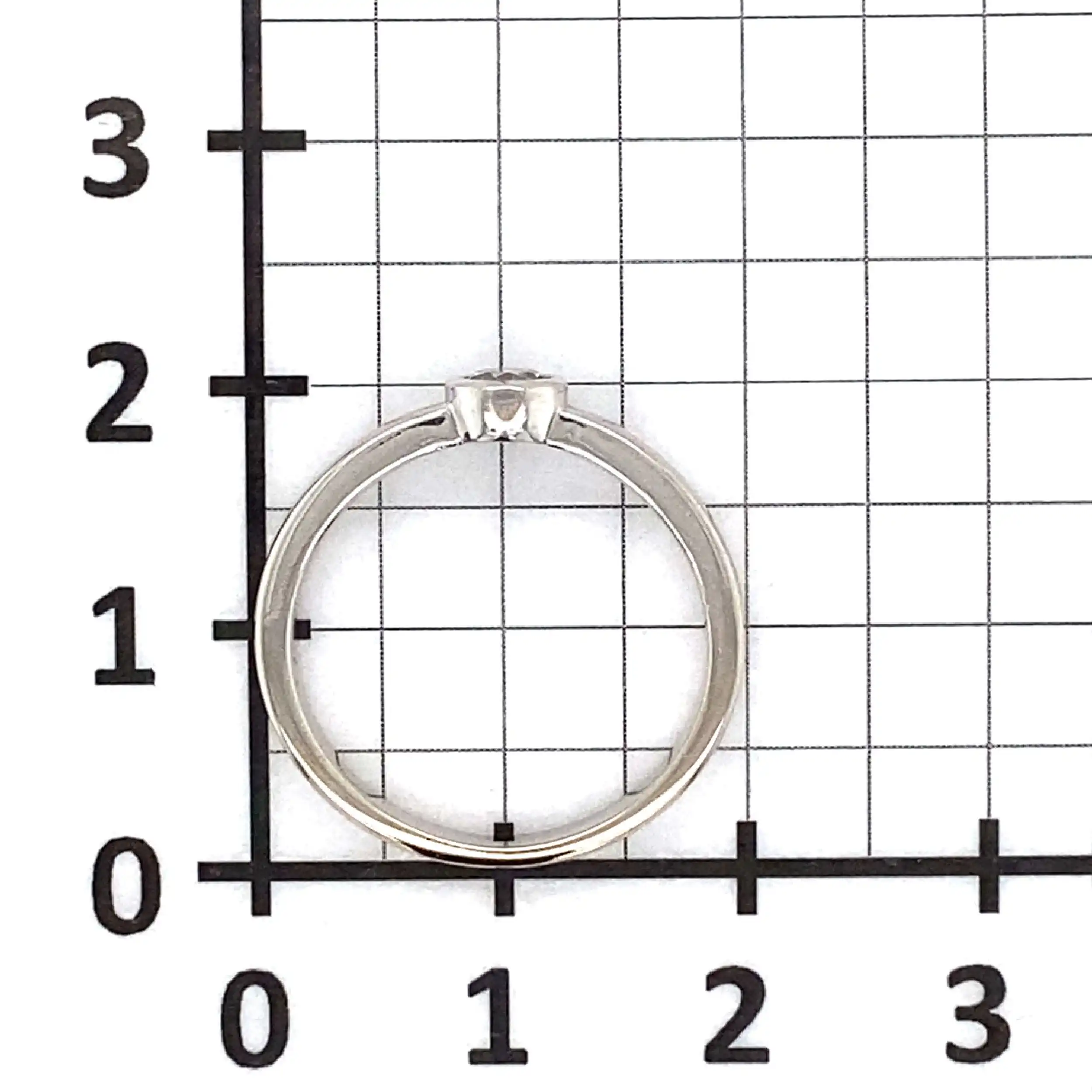 Ring Weißgold mit Solitär Brillant, graviert mit 0,20ct Ring Weißgold mit Solitär Brillant, graviert mit 0,20ct