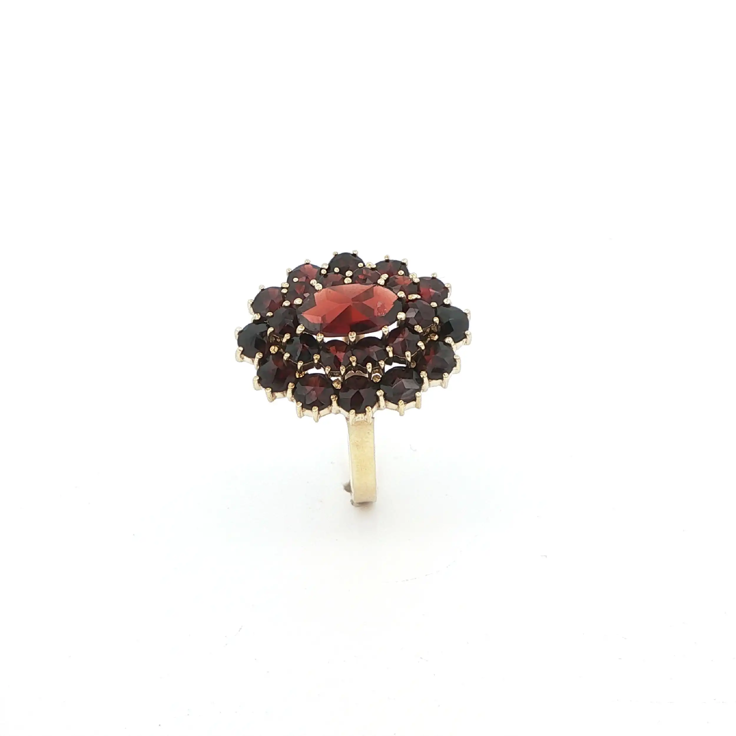 Ring Gelbgold mit Granat Ring Gelbgold mit Granat