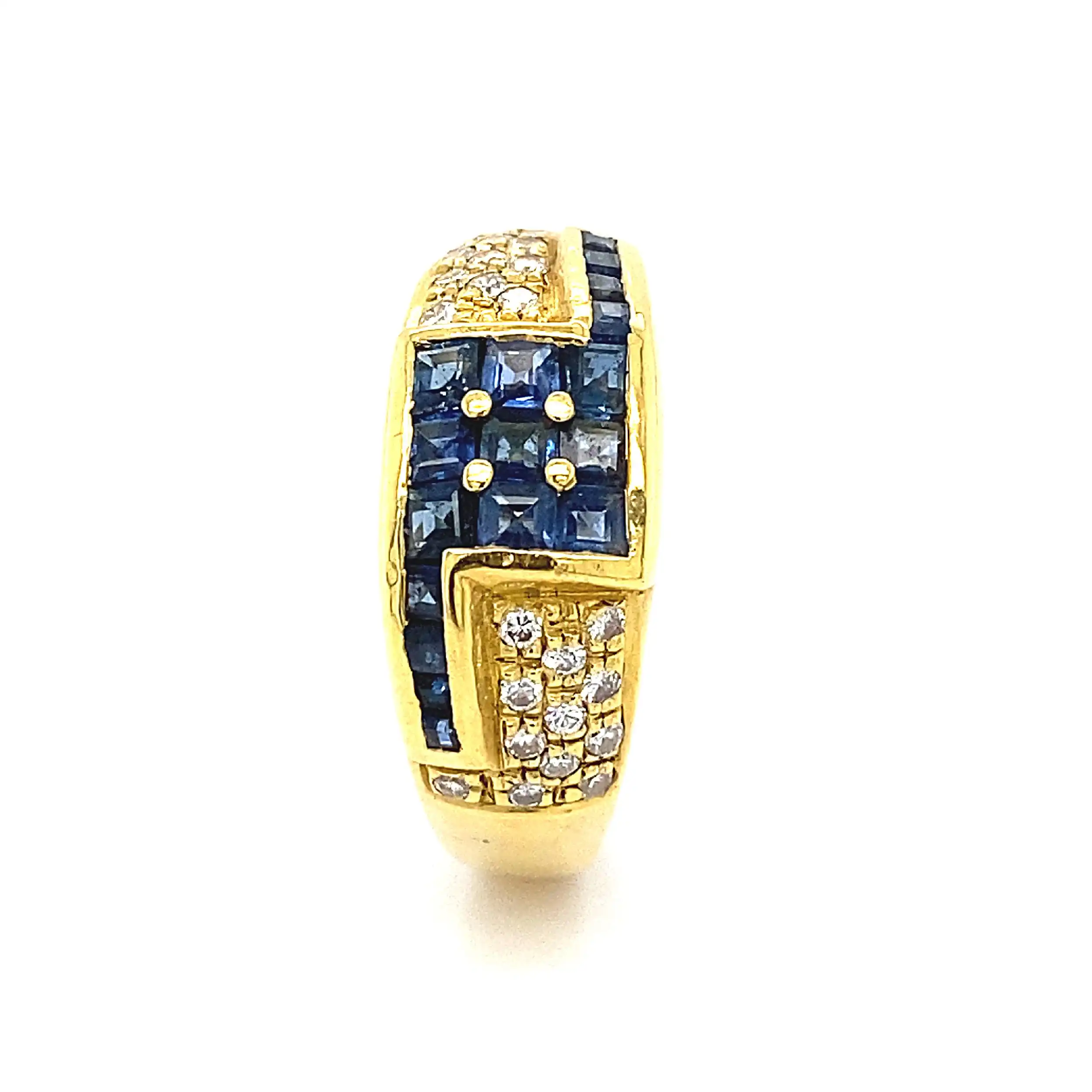 Ring Gelbgold mit Brillanten und blauen Farbsteinen