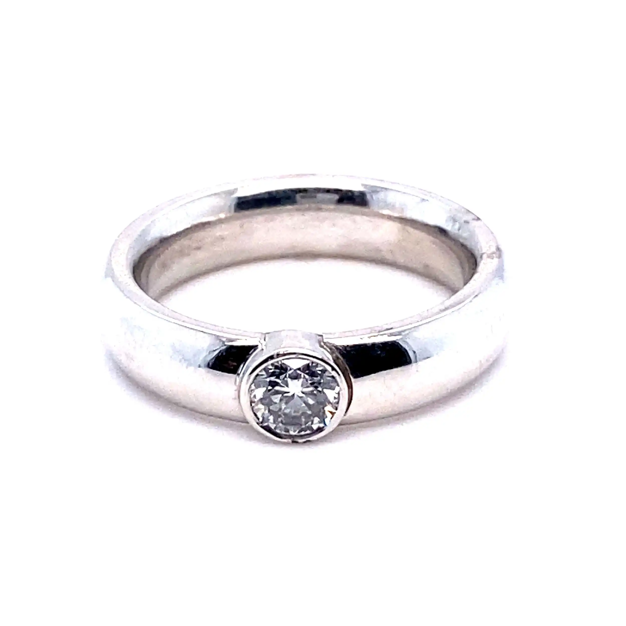 Ring Weißgold mit solitär Brillant Ring Weißgold mit solitär Brillant