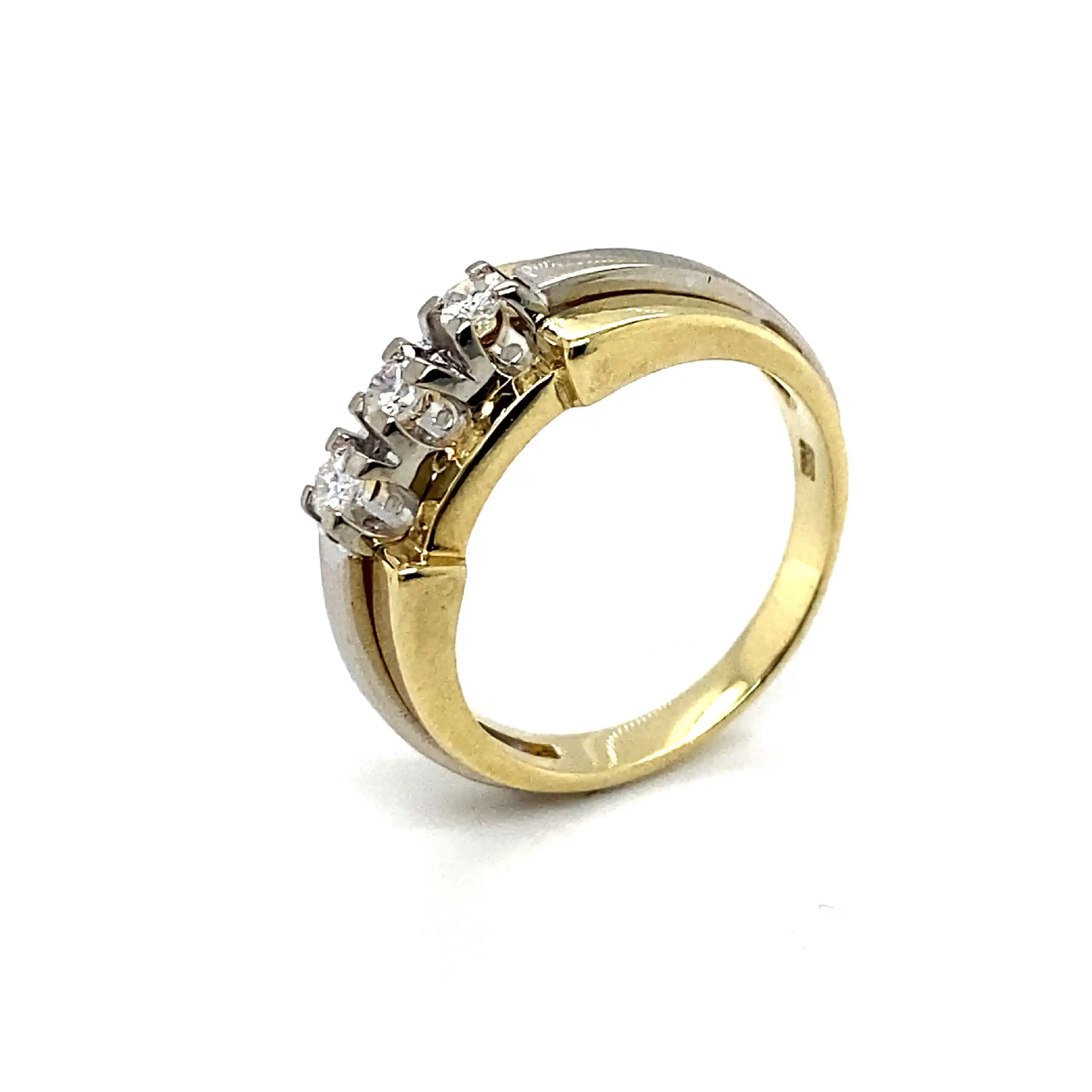 Ring Bicolor mit Brillanten Ring Bicolor mit Brillanten