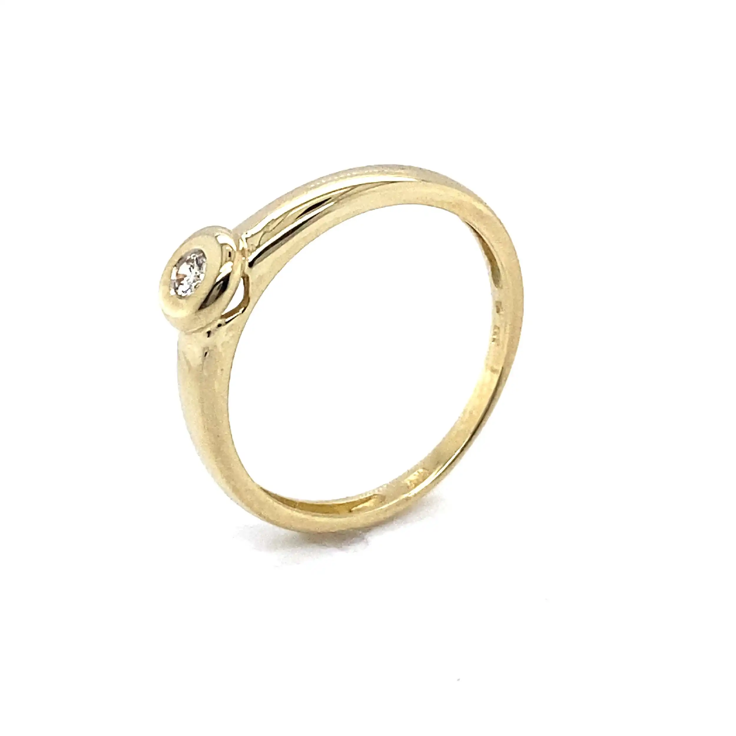 Ring Gelbgold mit Brillant, graviert mit 0,07ct Ring Gelbgold mit Brillant, graviert mit 0,07ct