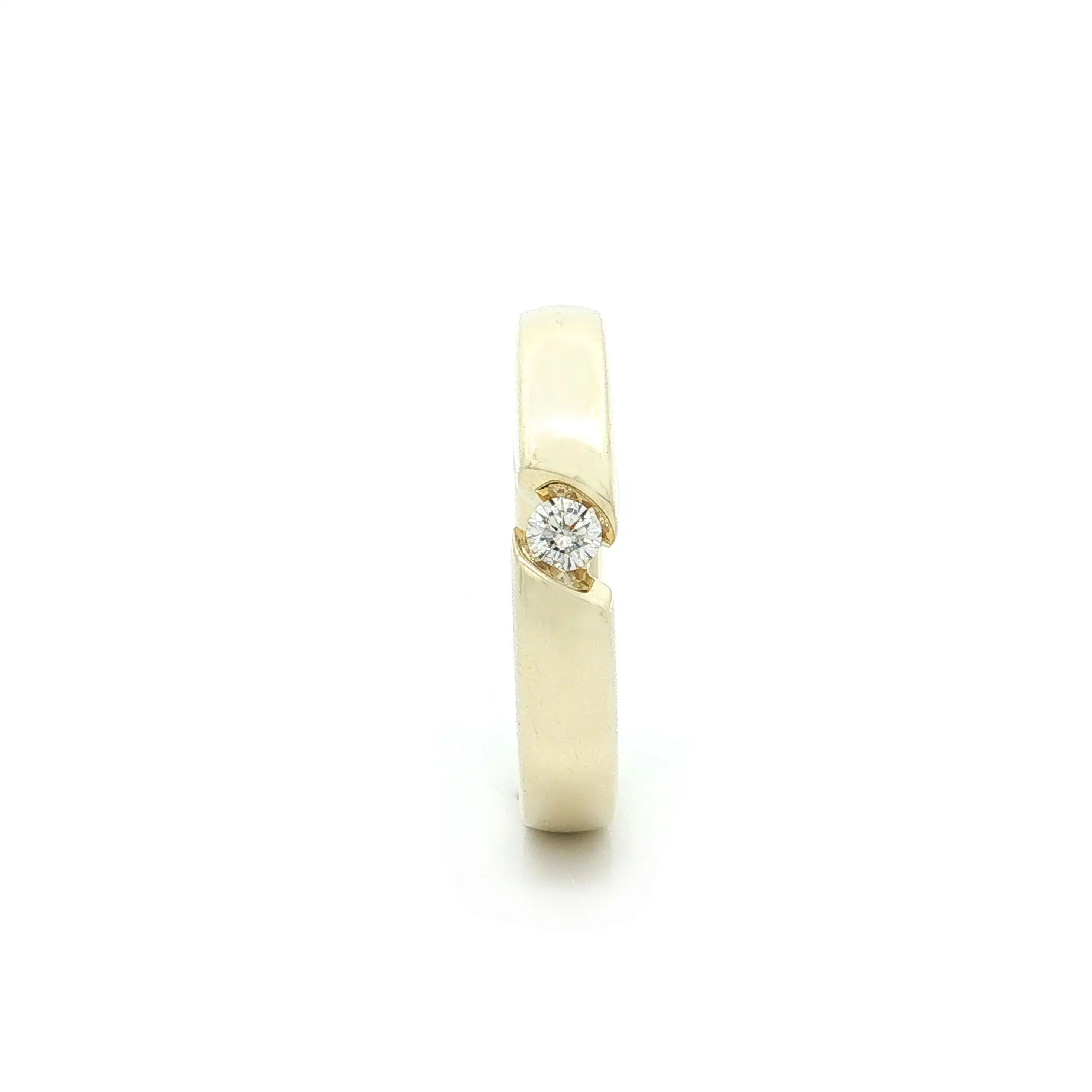 Ring Gelbgold mit Brillant, graviert mit 0,10ct Ring Gelbgold mit Brillant, graviert mit 0,10ct