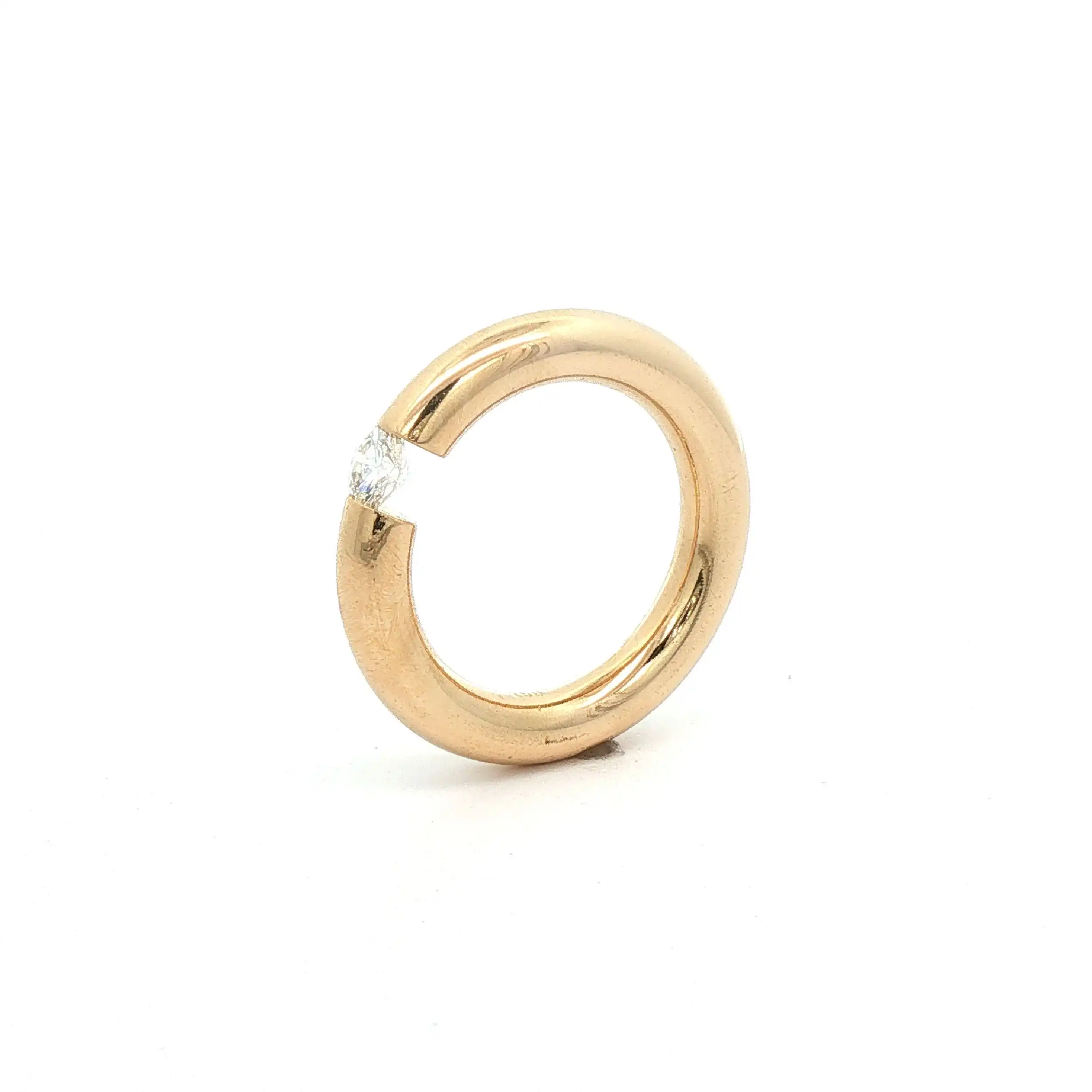 Spannring Gelbgold, graviert mit 0,25ct Spannring Gelbgold, graviert mit 0,25ct