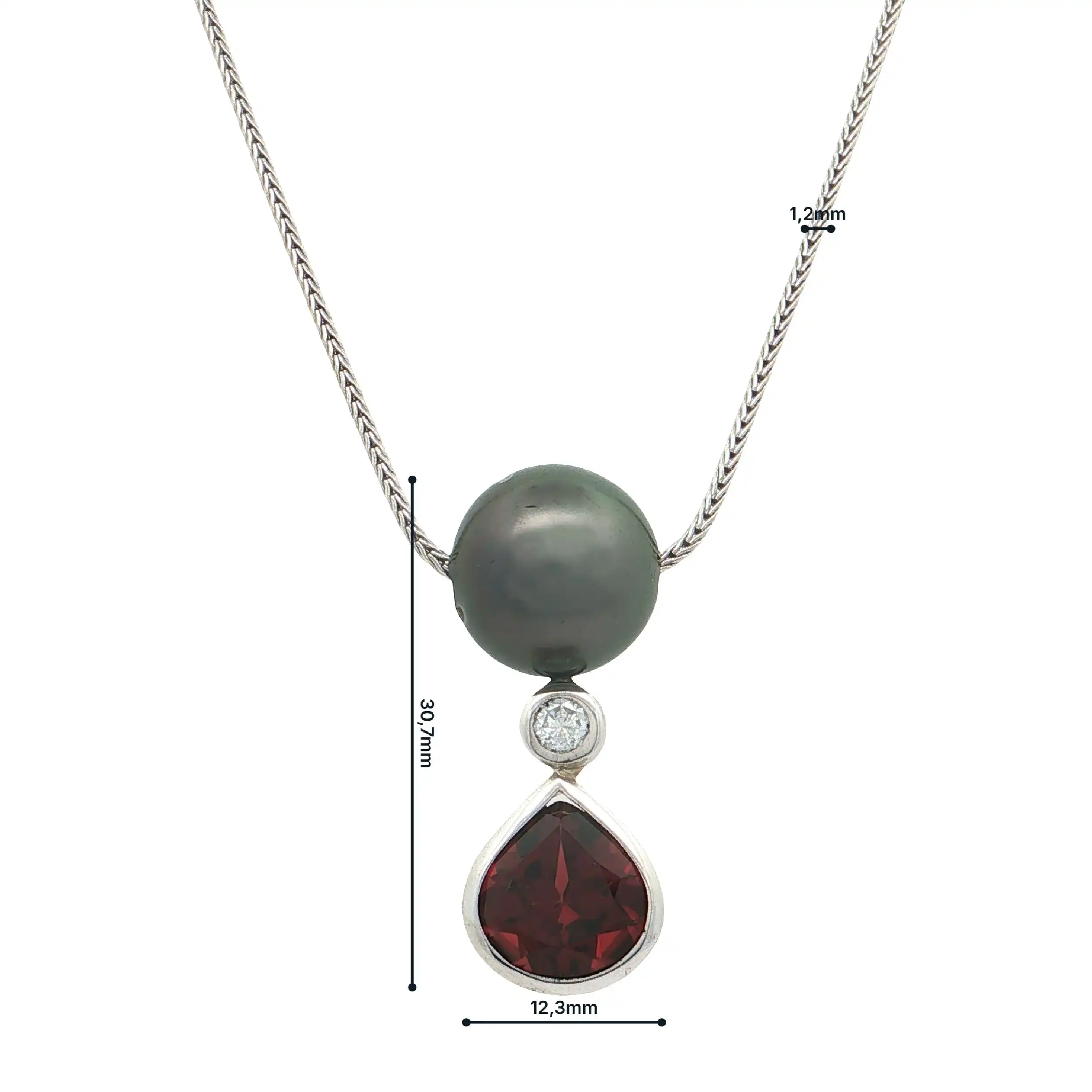 Collier Weißgold mit Perle, Brillant und Almandin Granat Collier Weißgold mit Perle, Brillant und Almandin Granat