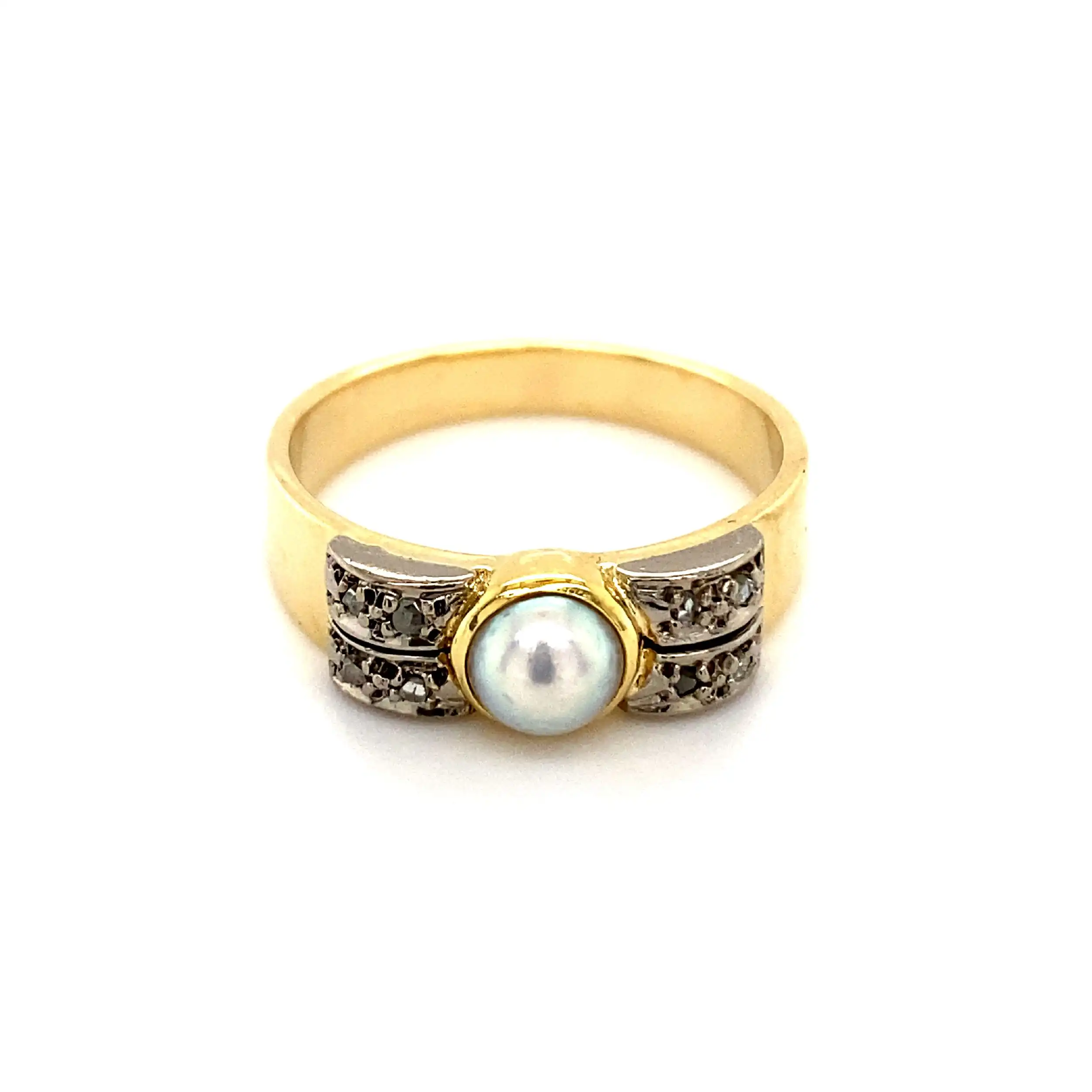 Ring Bicolor mit Perle & Diamantrosen Ring Bicolor mit Perle & Diamantrosen