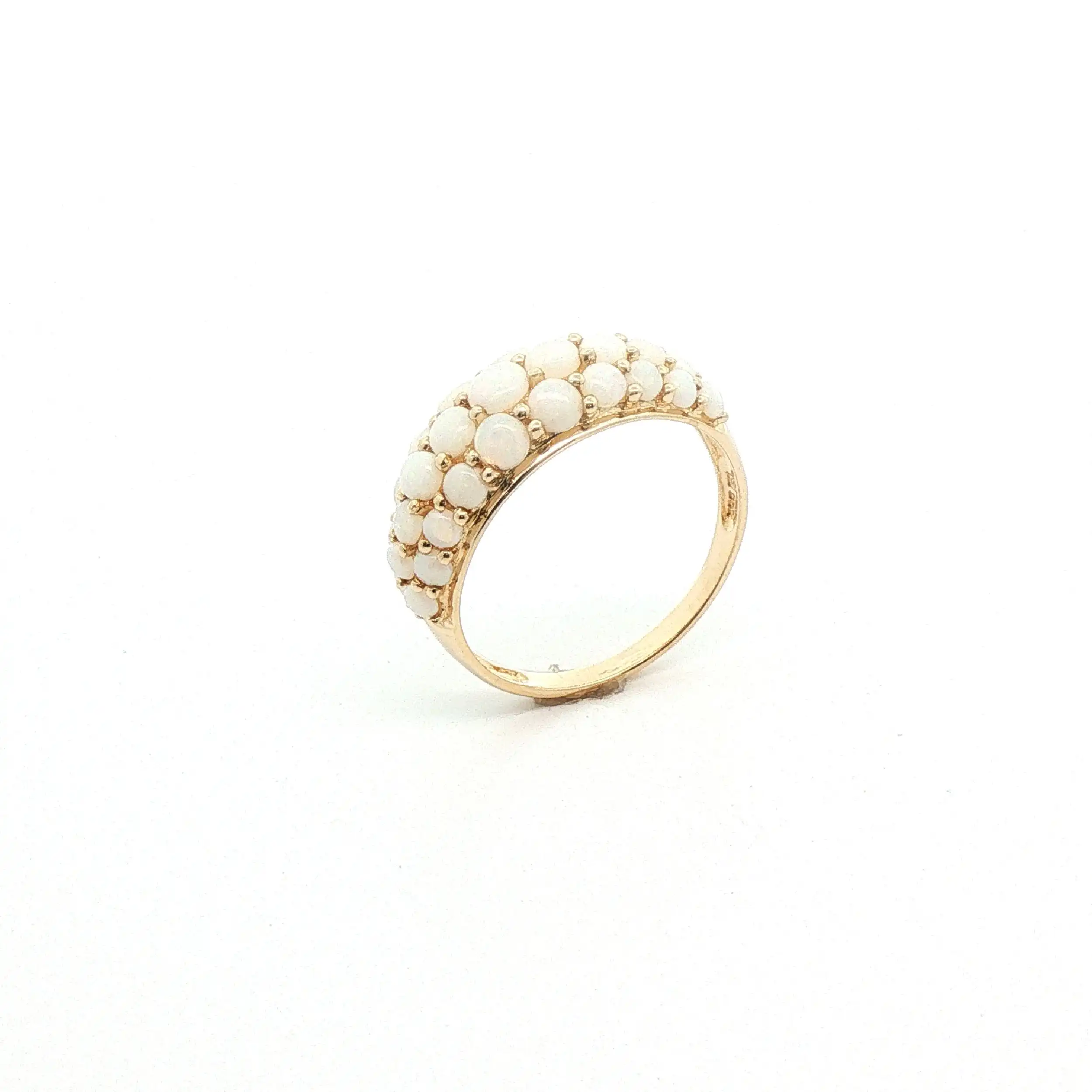 Ring Gelbgold mit Opal Ring Gelbgold mit Opal