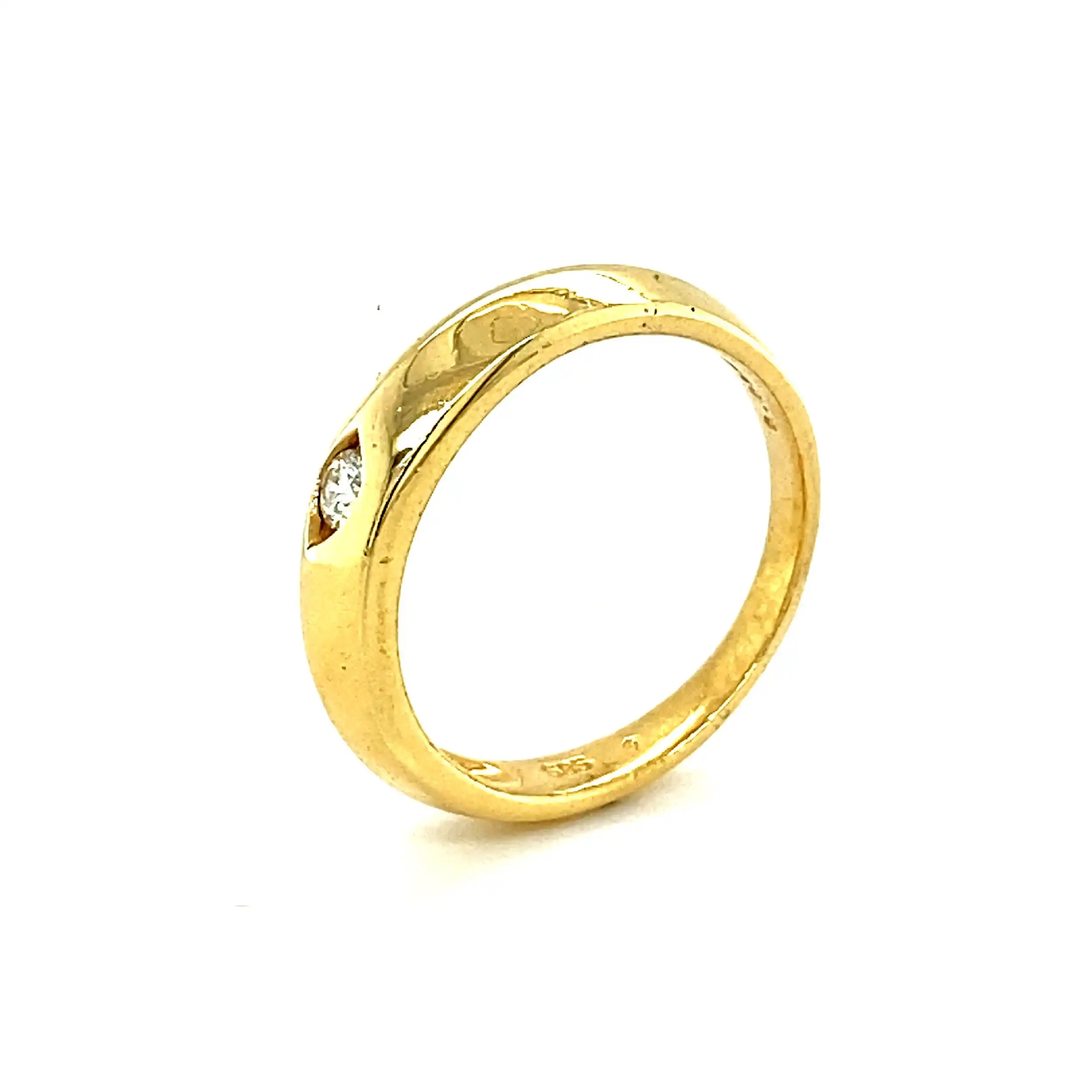 Ring Gelbgold mit Brillant, graviert mit 0,08ct Ring Gelbgold mit Brillant, graviert mit 0,08ct