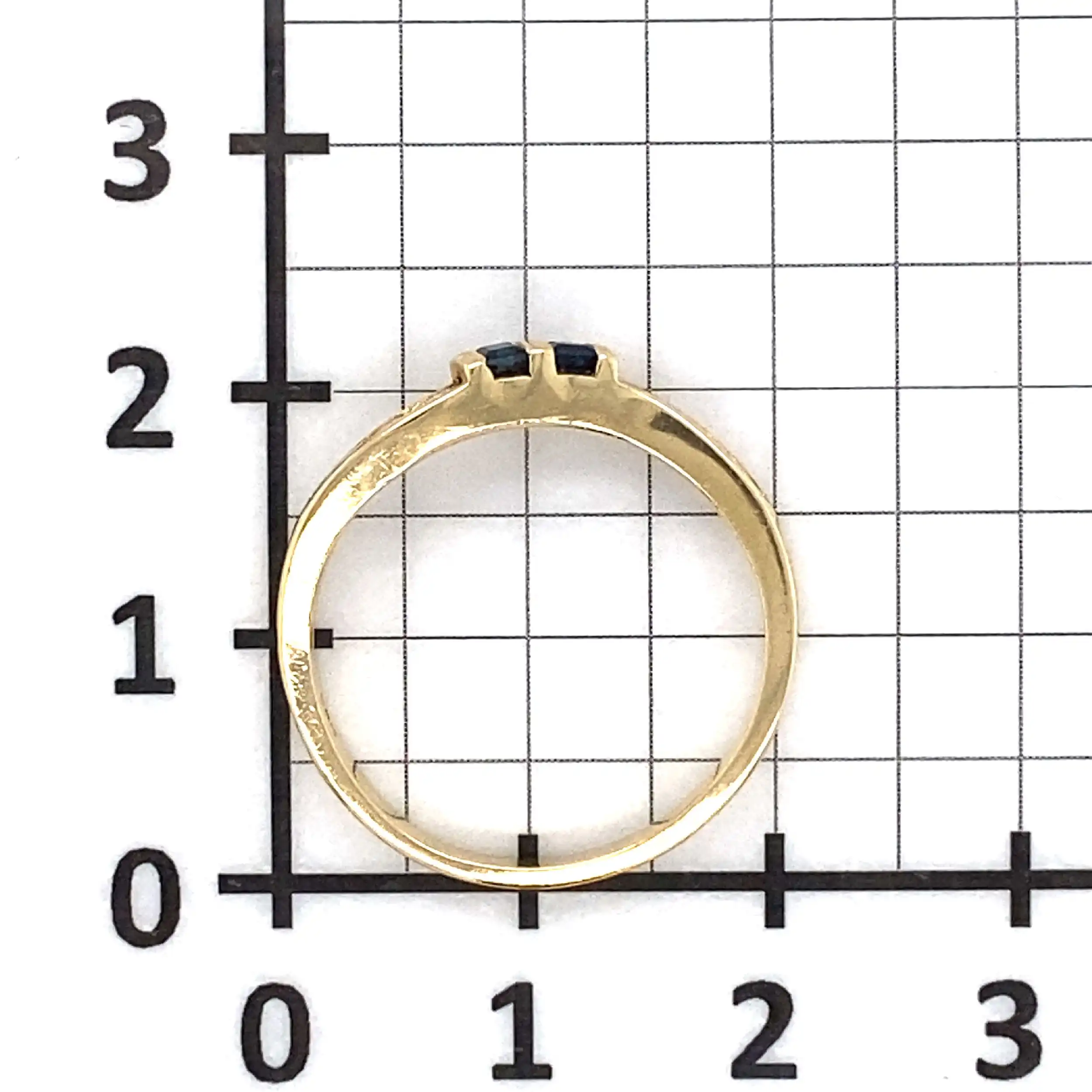 Ring Gelbgold mit Brillanten und blauen Farbsteinen Ring Gelbgold mit Brillanten und blauen Farbsteinen