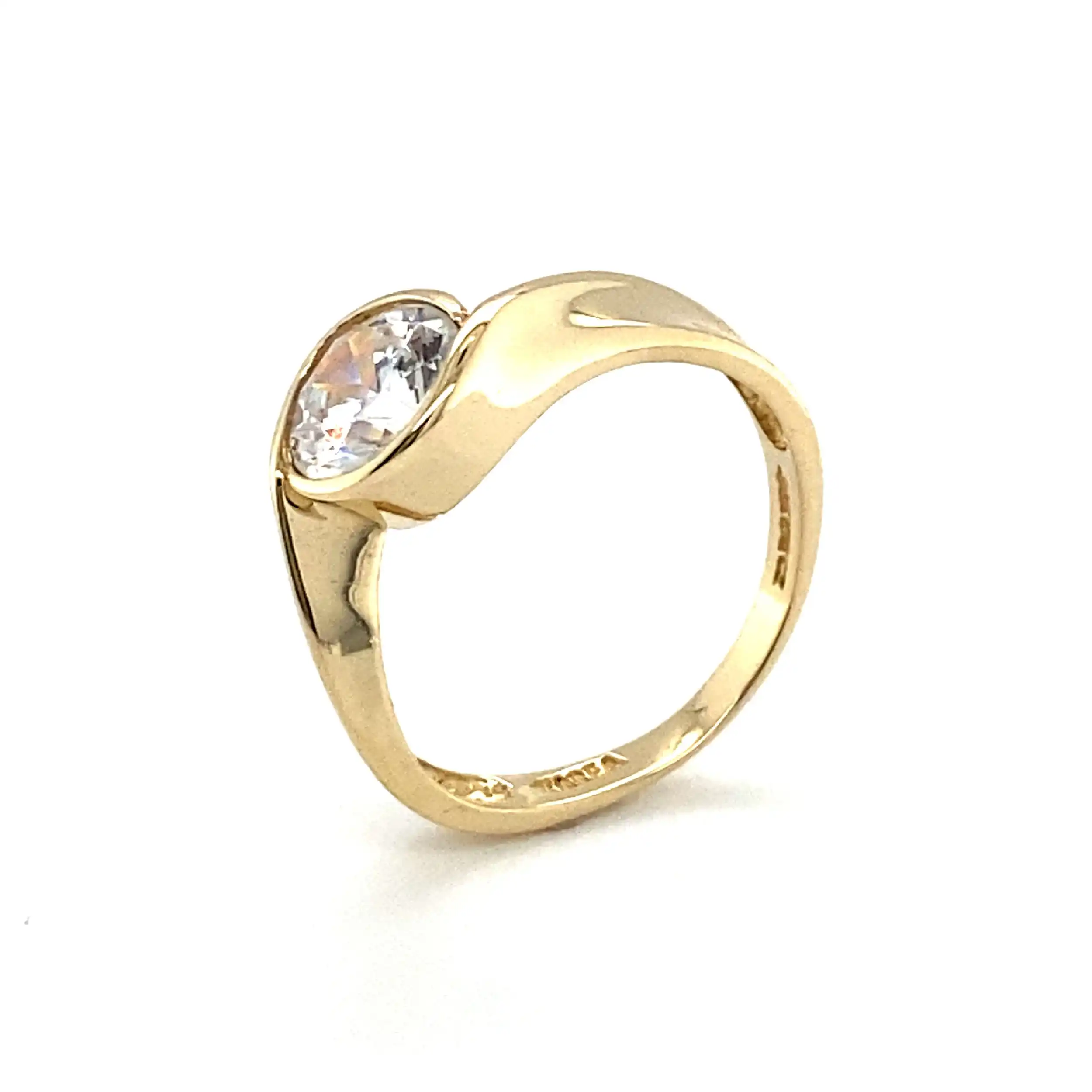 Ring mit Zirkonia Ring mit Zirkonia